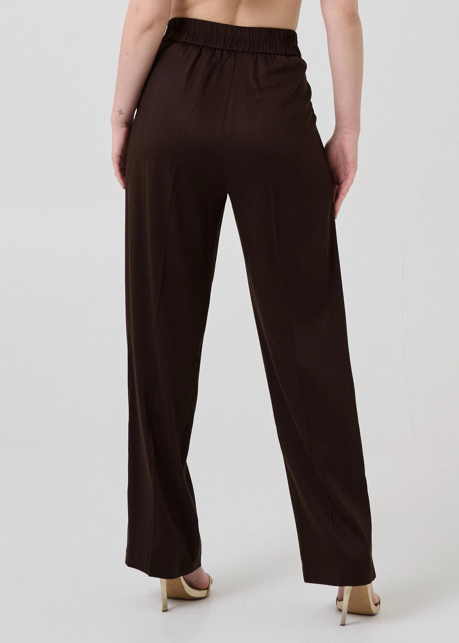 Pantalone a vita alta Armoire cioccolato con pinces - Image 3