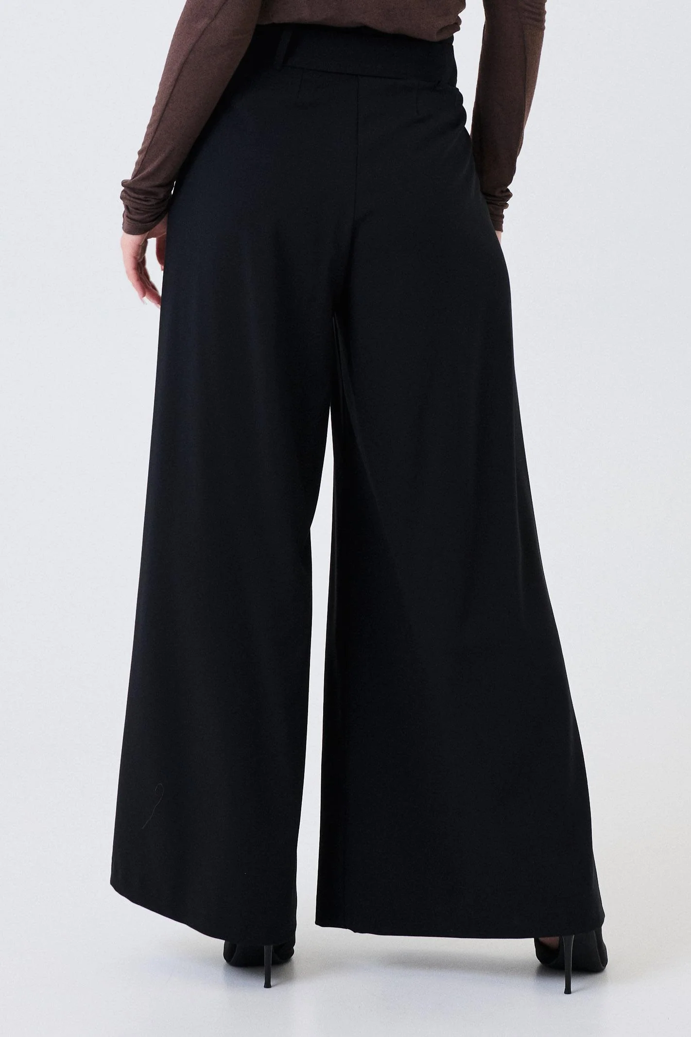 Pantalone a palazzo Armoire nero con pinces - Image 3