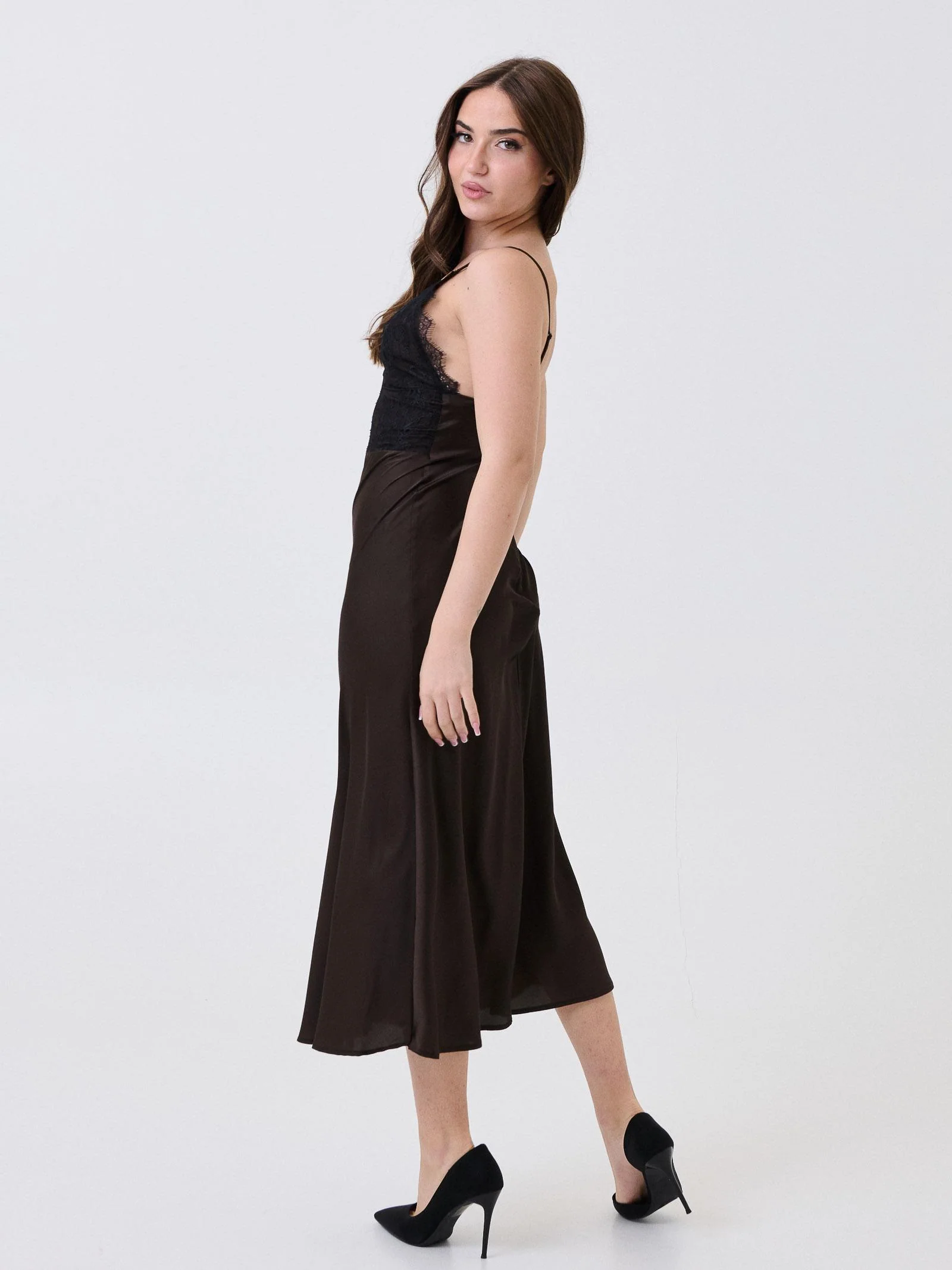Abito in raso Armoire moro con inserti in pizzo - Image 2
