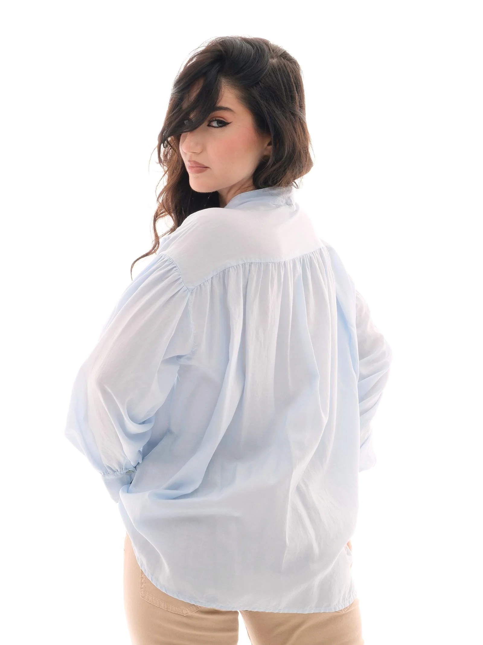 Camicia Armoire azzurra con nodo frontale - Image 3