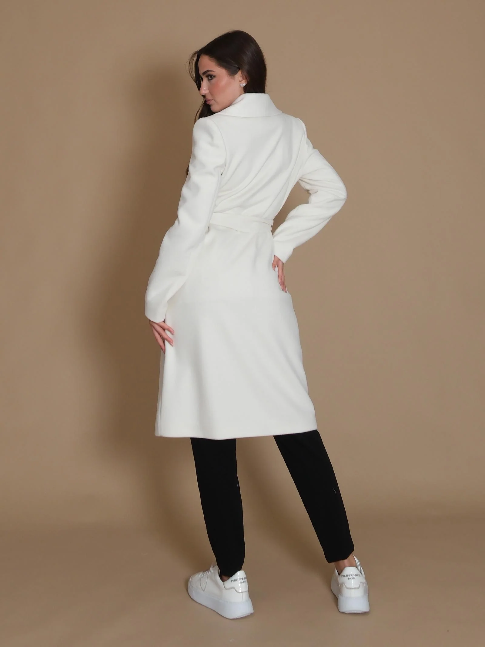 Cappotto Armoire a vestaglia con rever sciallato e tasconi panna - Image 3