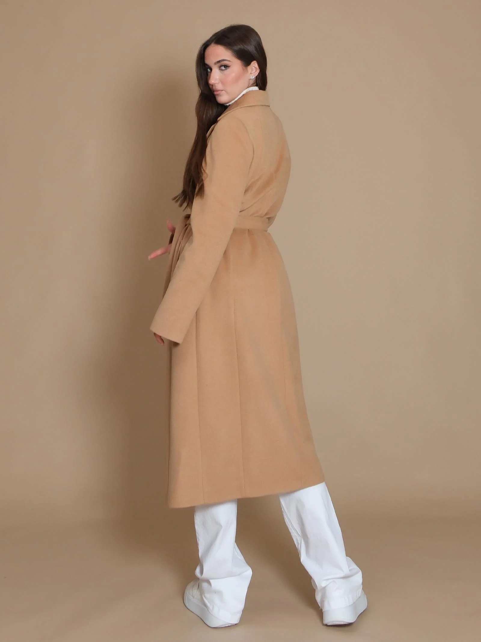 Cappotto Armoire lungo a vestaglia con tasche a filo cammello - Image 3