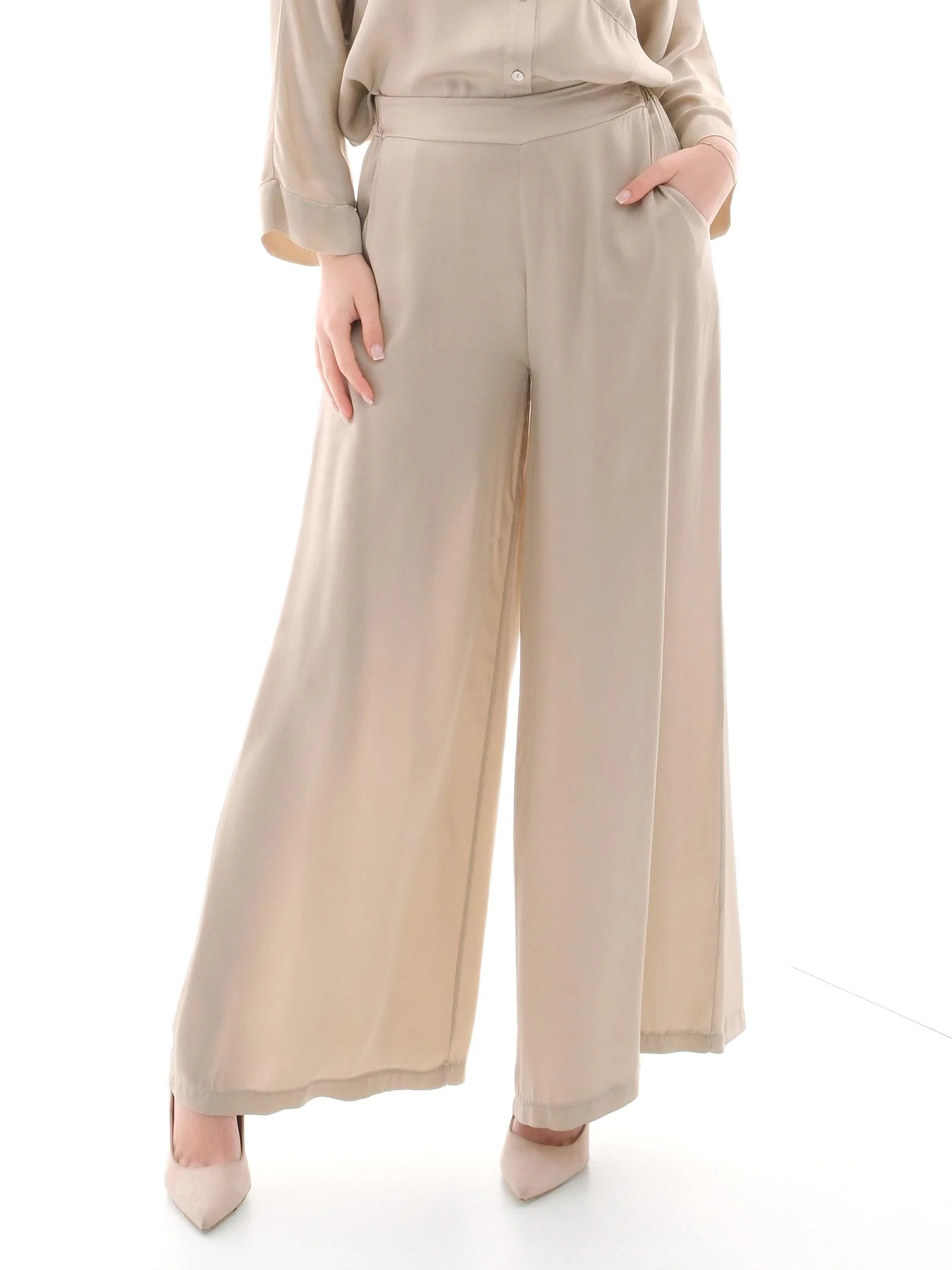 Pantalone a palazzo Armoire beige in raso