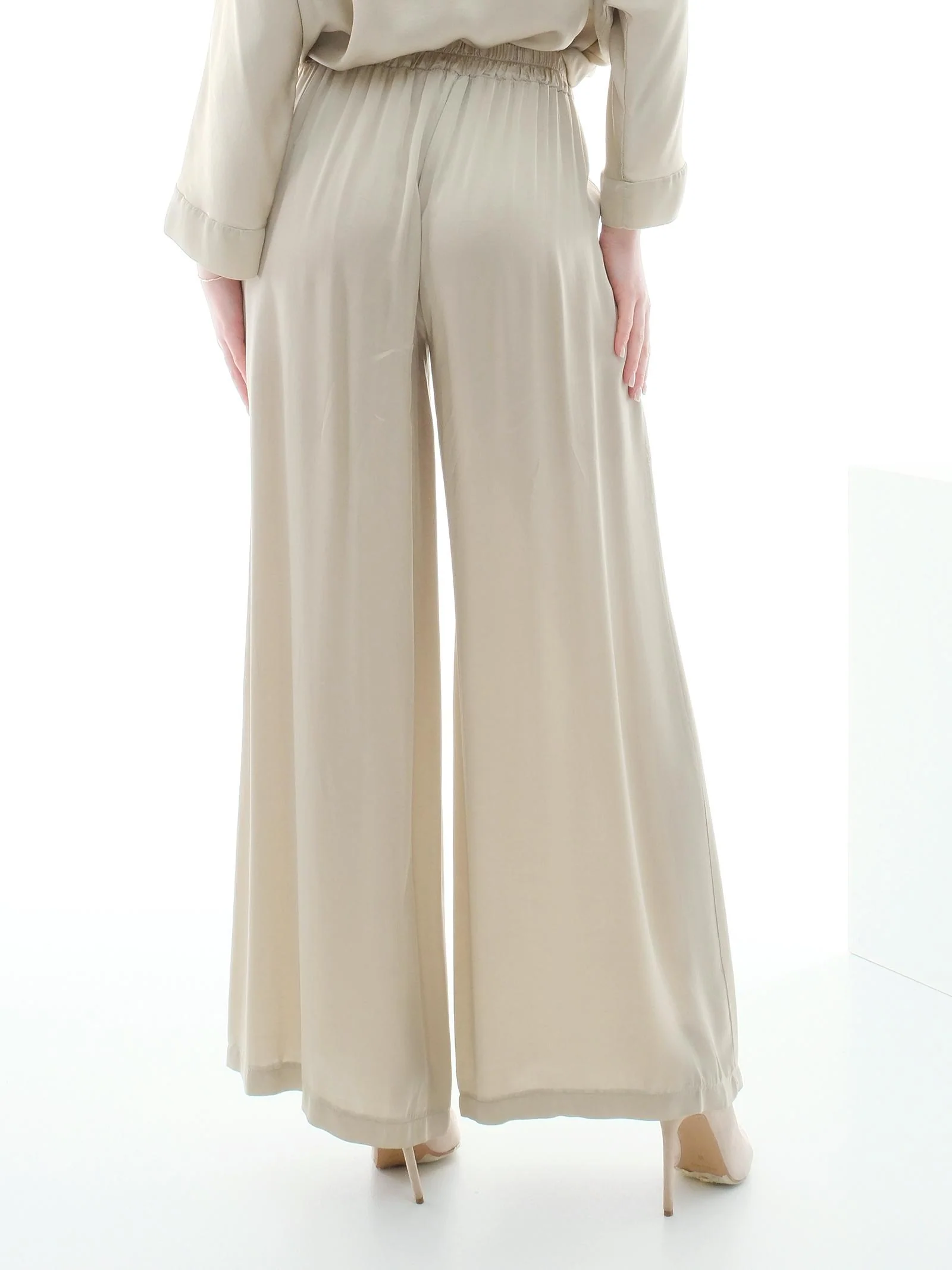 Pantalone a palazzo Armoire beige in raso - Image 3