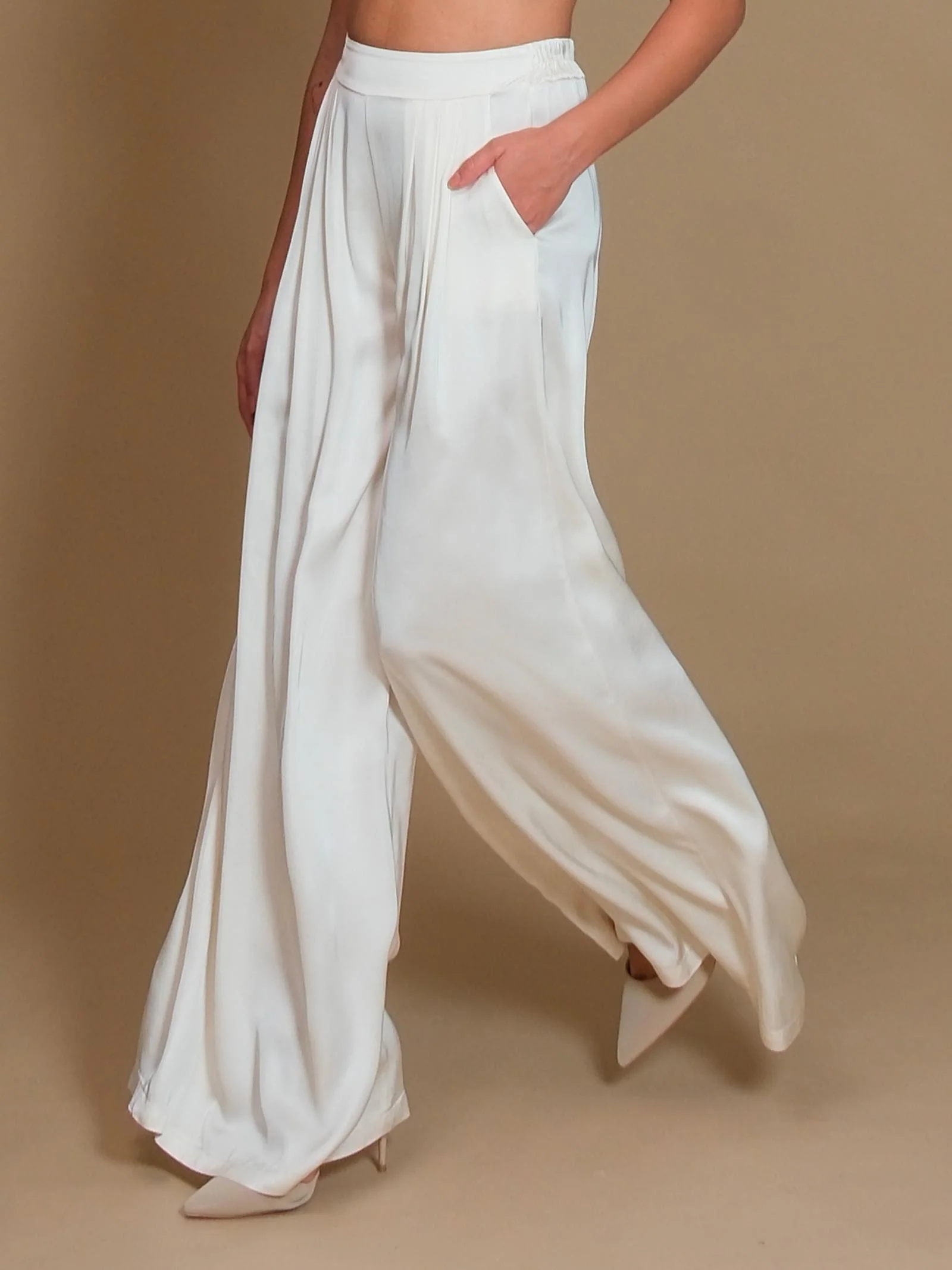 Pantalone a palazzo Armoire burro satinato con pinces - Image 2