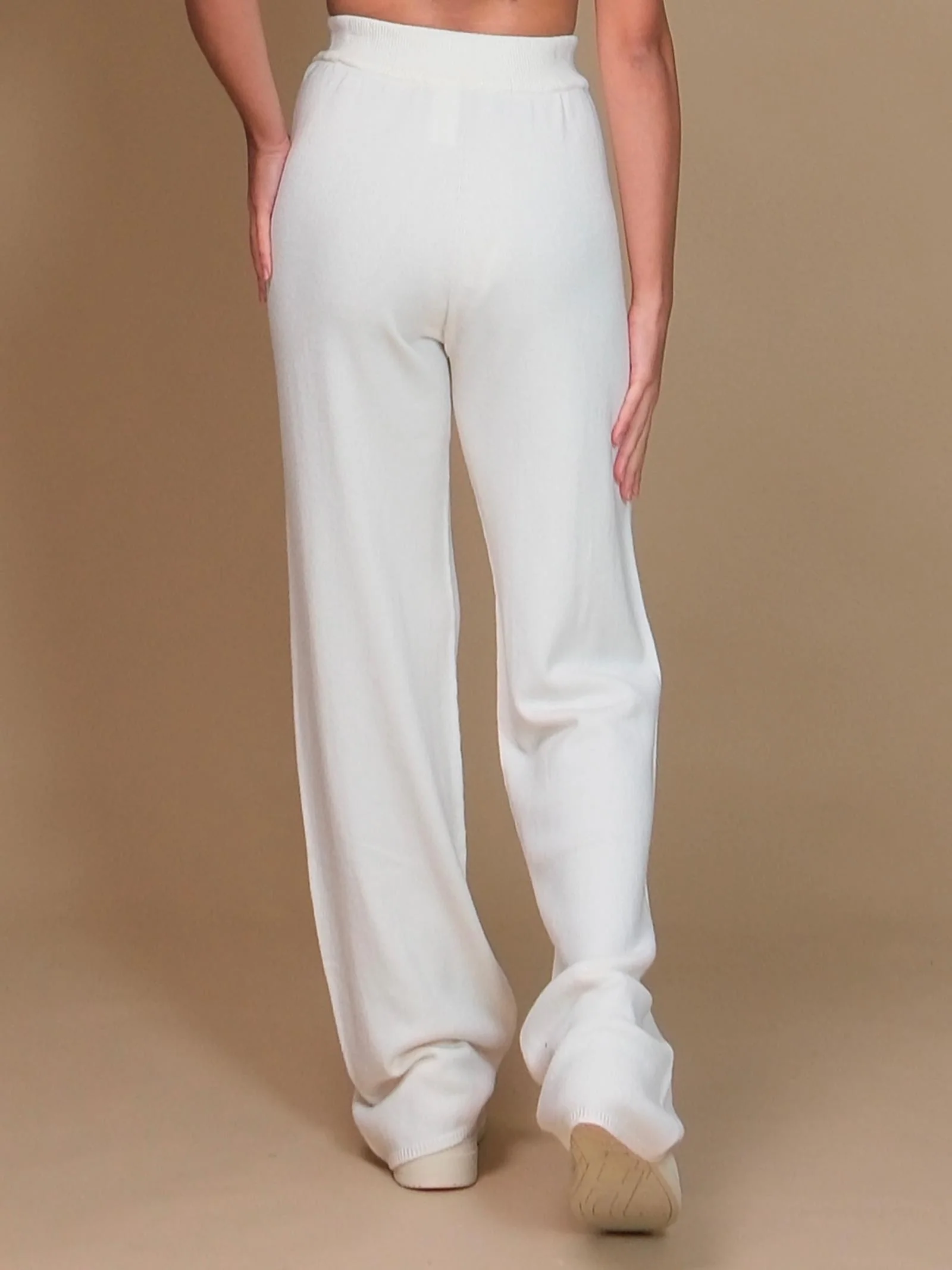 Pantalone a palazzo Armoire in maglia crema - Image 3