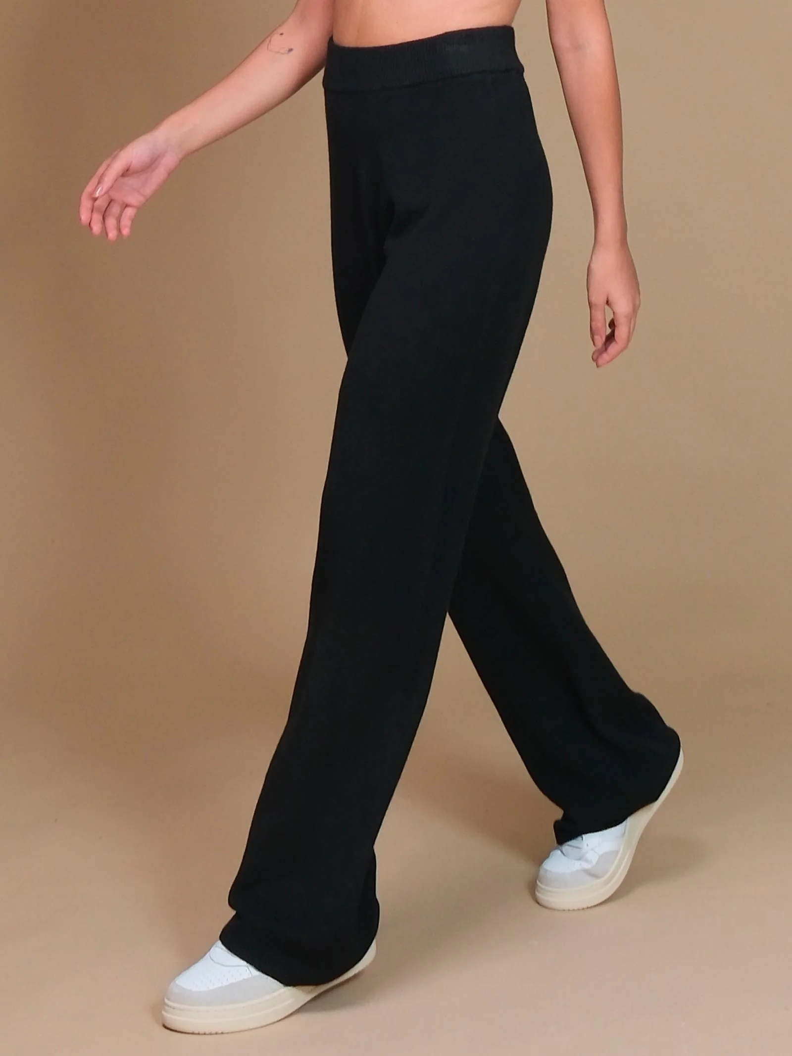 Pantalone a palazzo Armoire in maglia nero - Image 2
