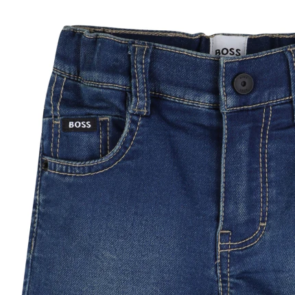 Bermuda in denim Boss blu con risvolto - Image 3