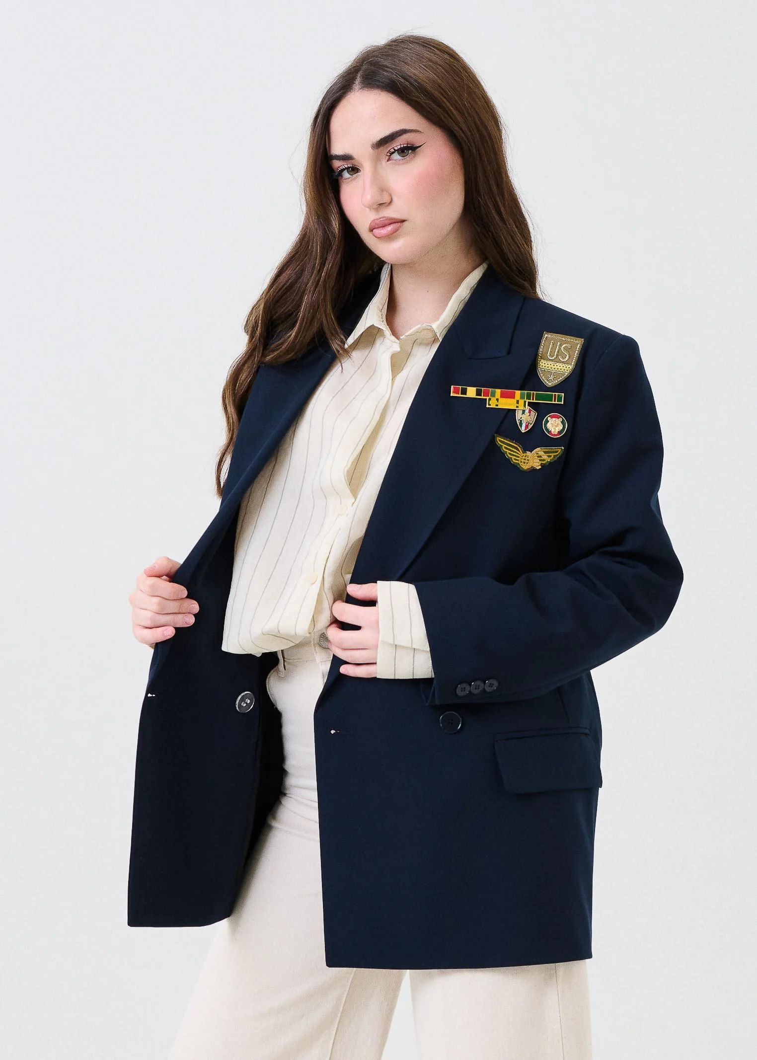 Blazer doppiopetto Vicolo blu con spille Army - Image 2