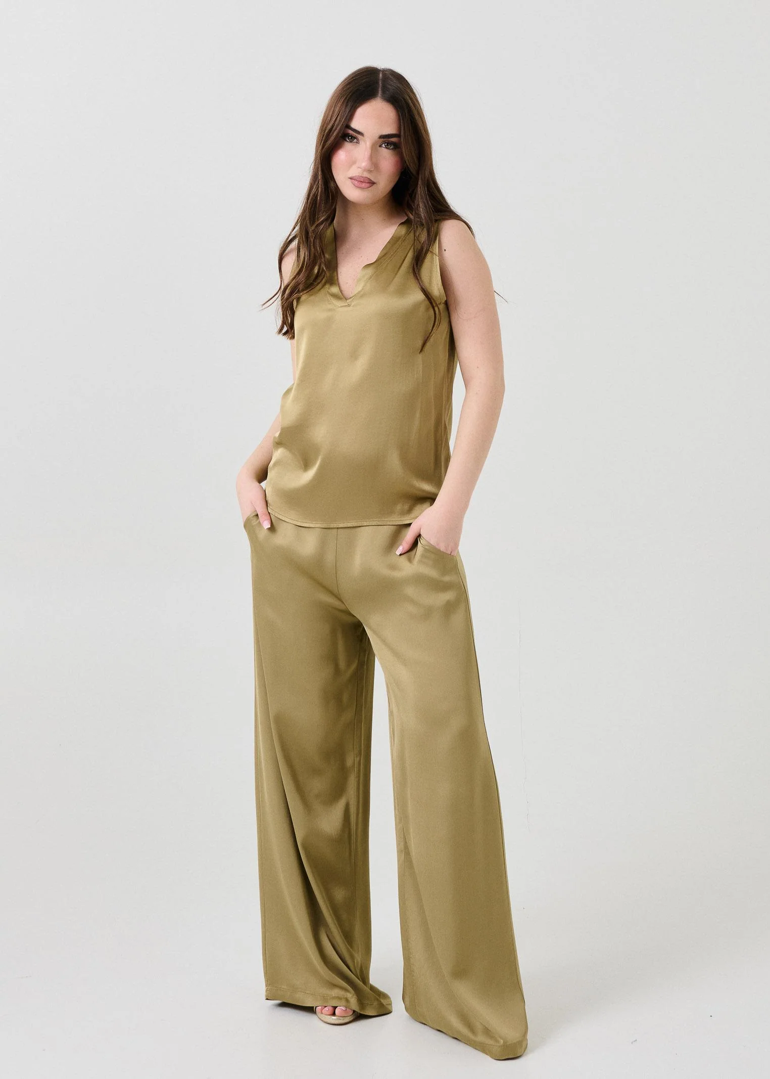 Blusa a giro maniche Armoire marrone - Image 4