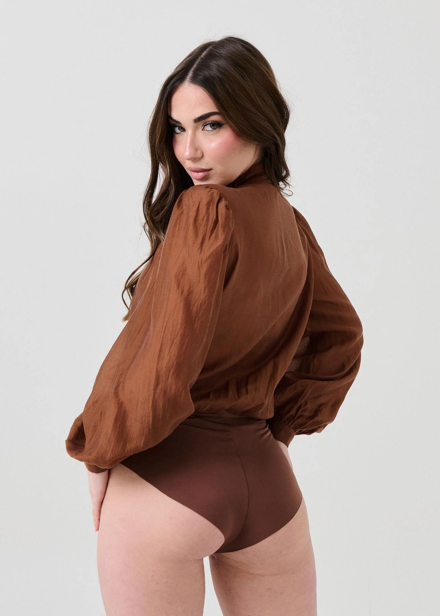 Body Bohemian Vì marrone con arricciature - Image 3