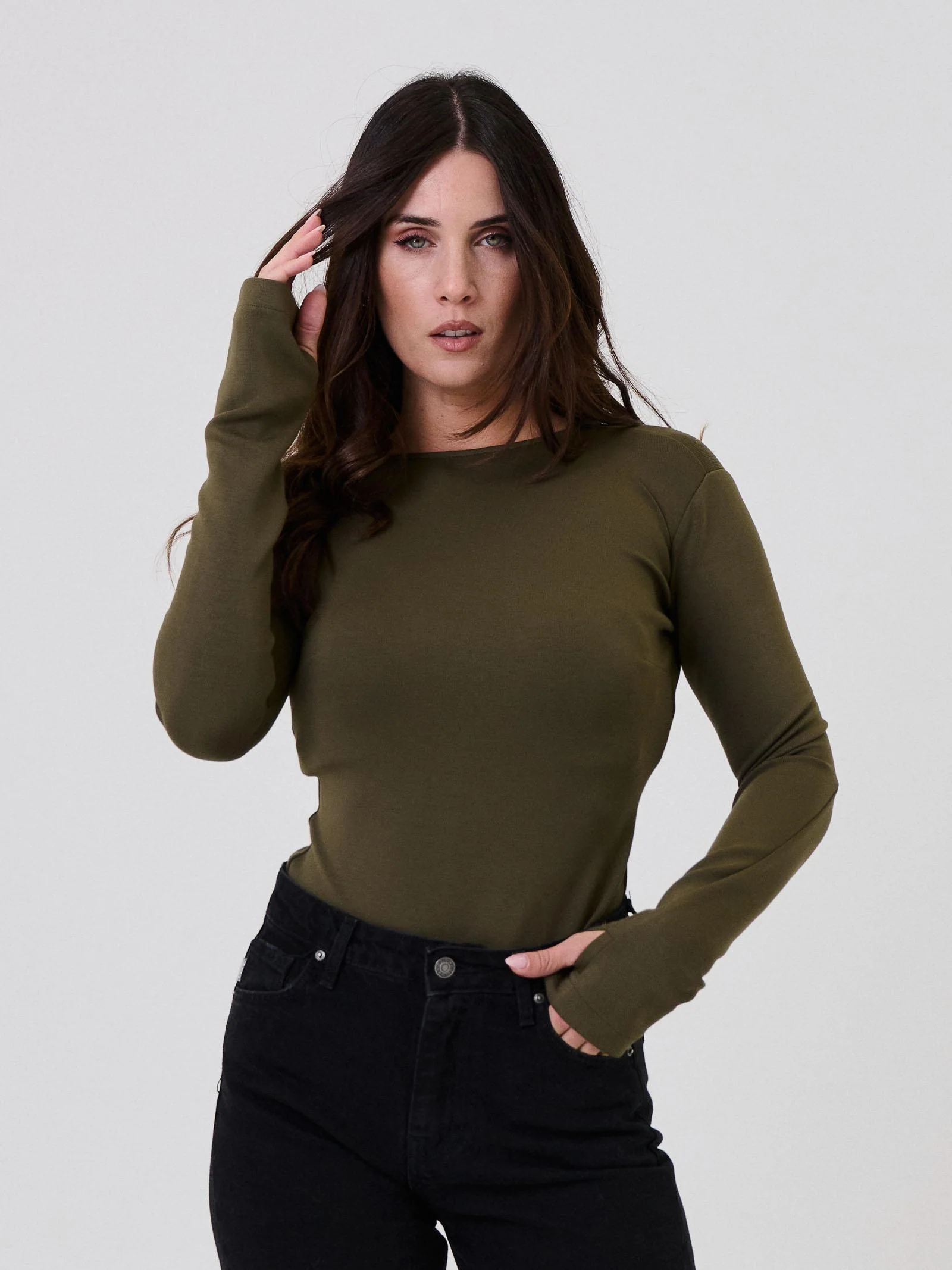Body Bohemian Vì verde militare con ampio scollo posteriore - Image 2