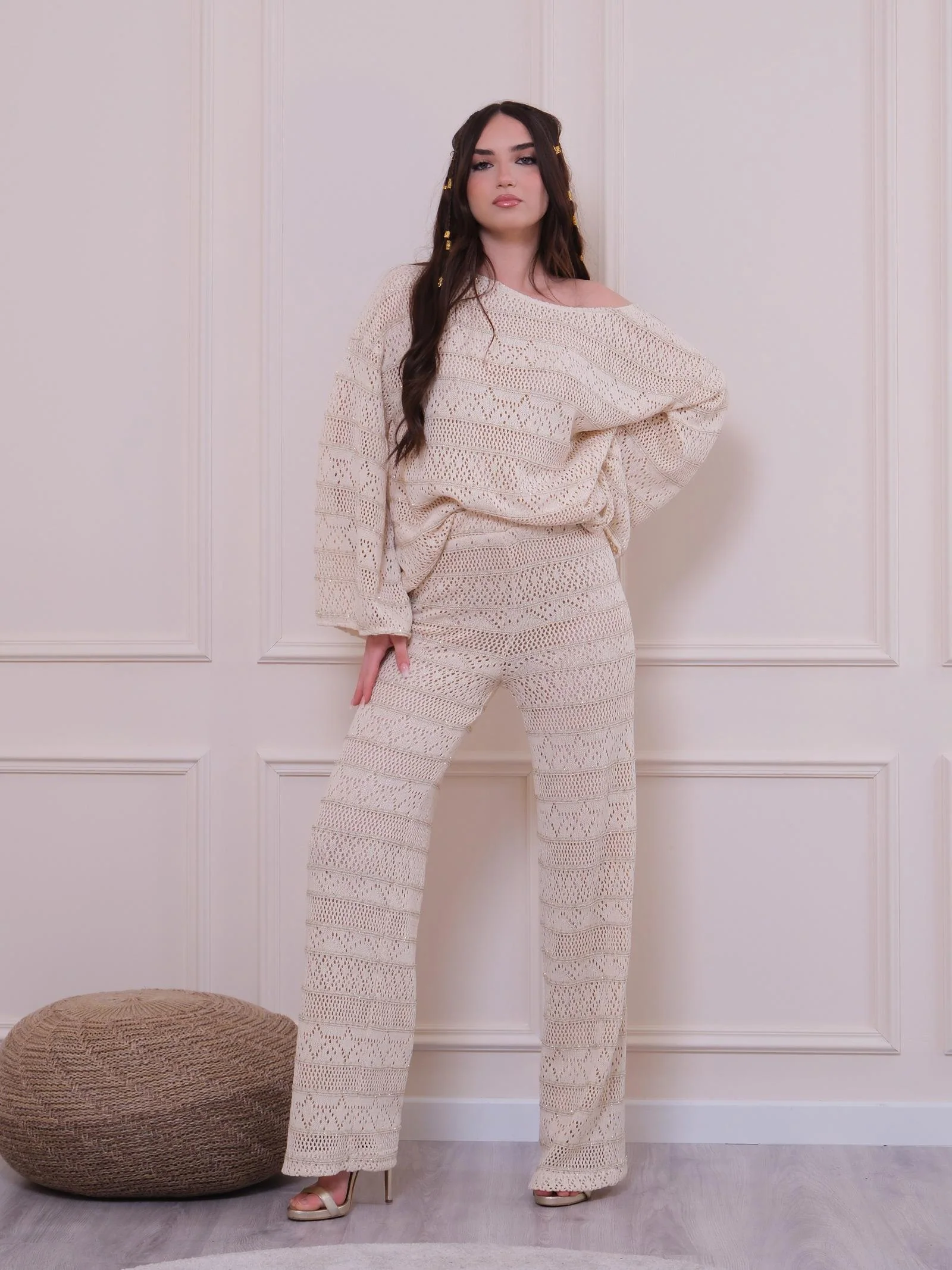 Maglia over beige traforata con lurex oro - Image 5
