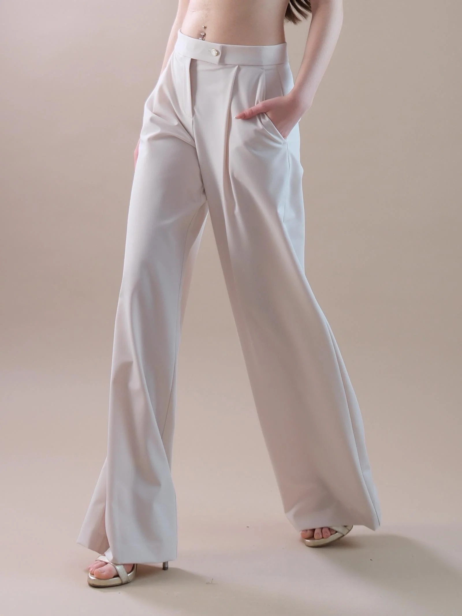 Pantaloni modello palazzo panna - Image 2