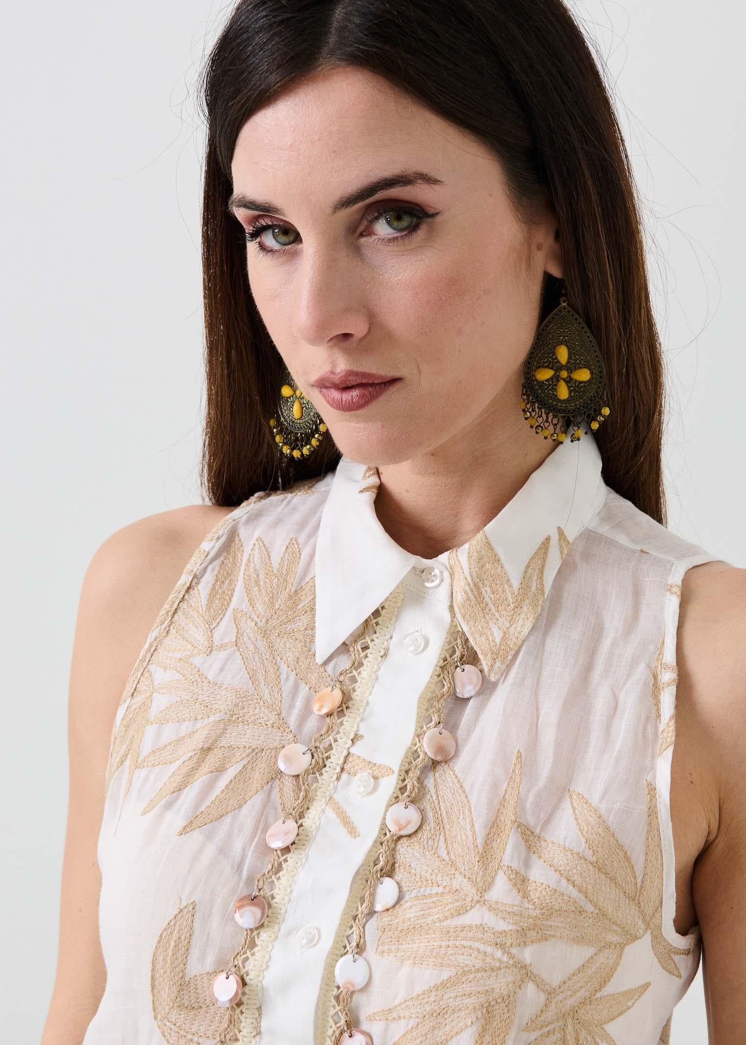 Camicia a giro maniche Pho Firenze bianca con ricami e conchiglie - Image 3