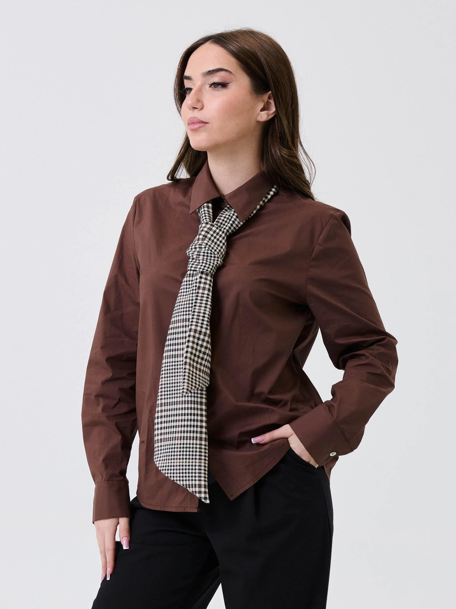 Camicia Armoire moro con cravatta fantasia check - Image 2