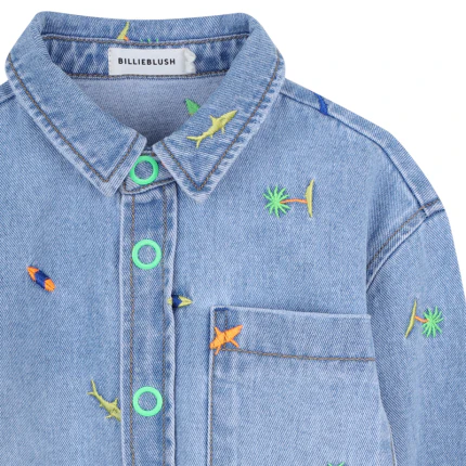 Camicia Billie Blush blu con ricami tropicali - Image 3