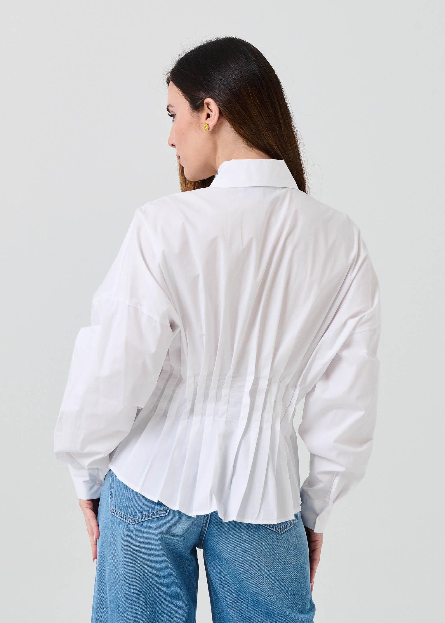 Camicia Haveone bianca con pieghe in vita - Image 3