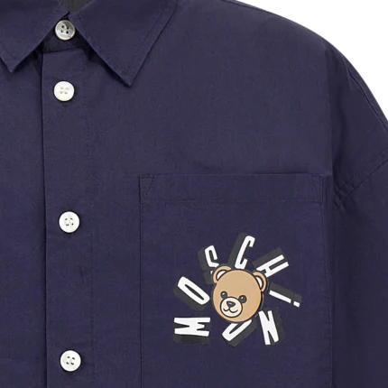 Camicia Moschino blu navy con stampa teddy su taschino - Image 2