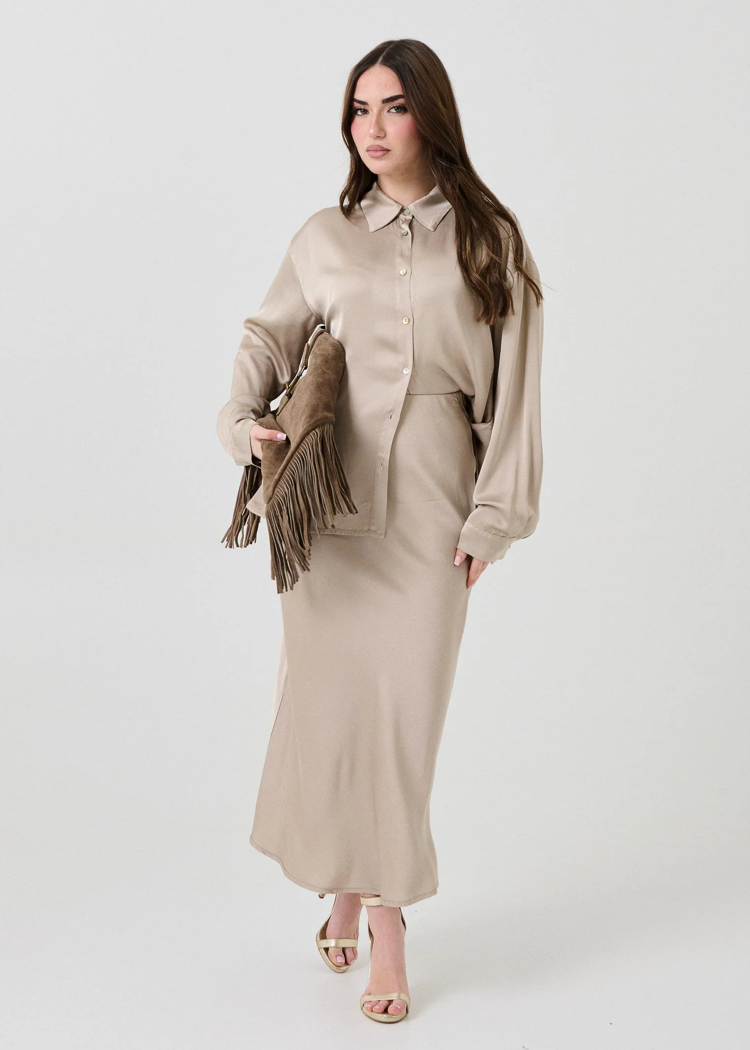 Camicia over Armoire beige - Image 4