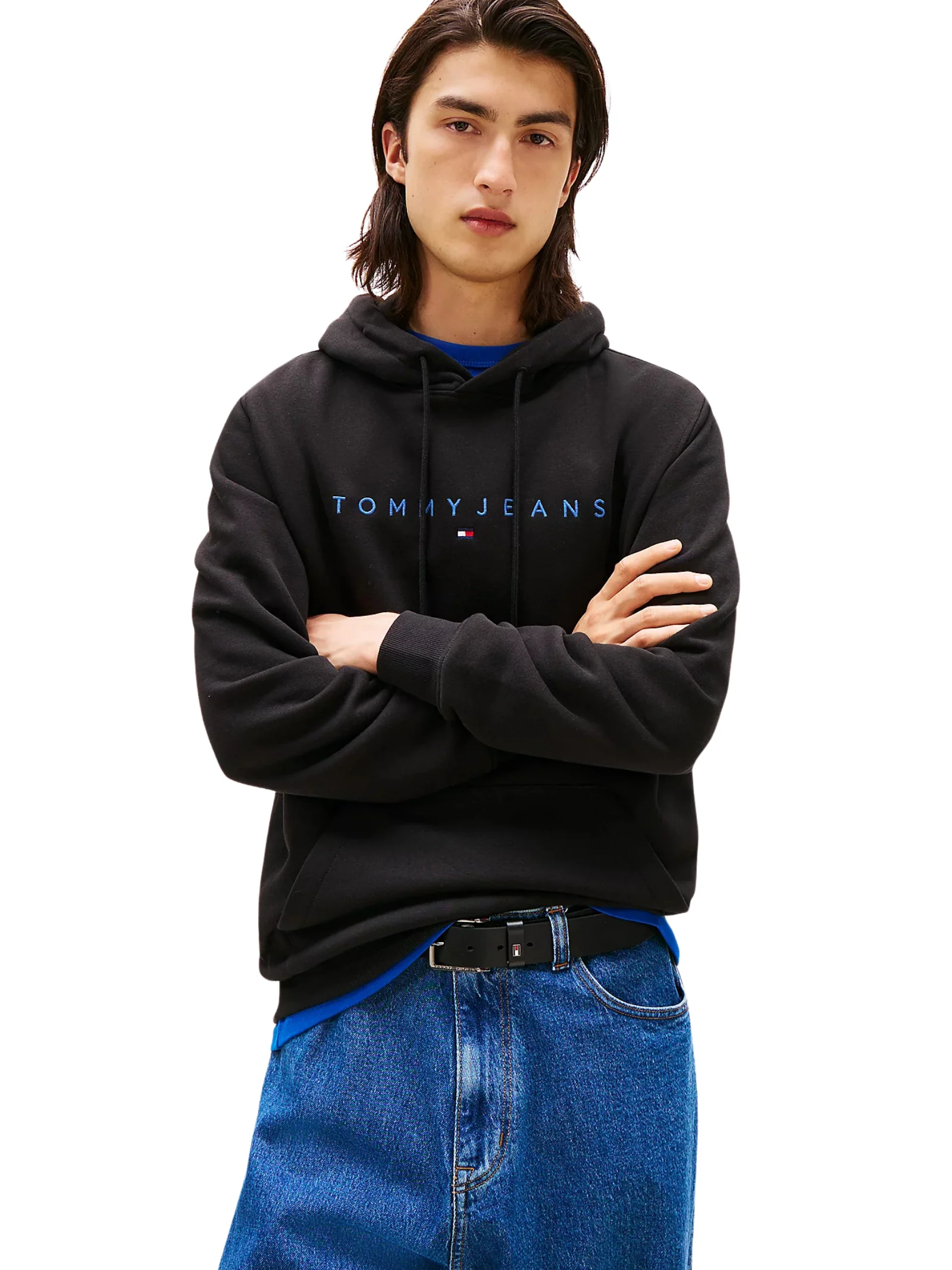 Felpa con cappuccio Tommy Hilfiger nero con logo lineare ricamato - Image 2