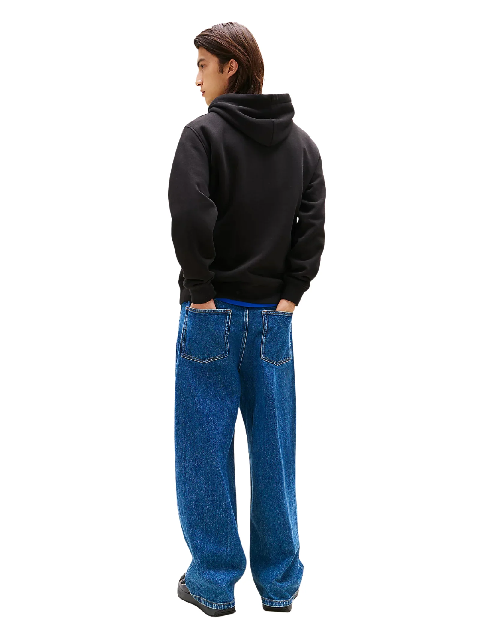 Felpa con cappuccio Tommy Hilfiger nero con logo lineare ricamato - Image 5