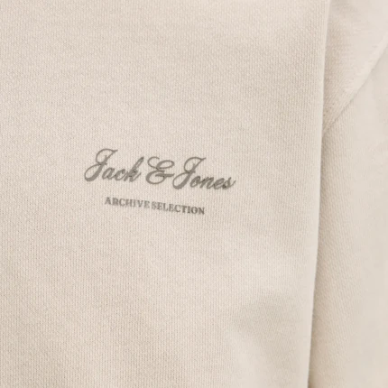 Felpa Jack & Jones beige con logo lettering sul petto - Image 3