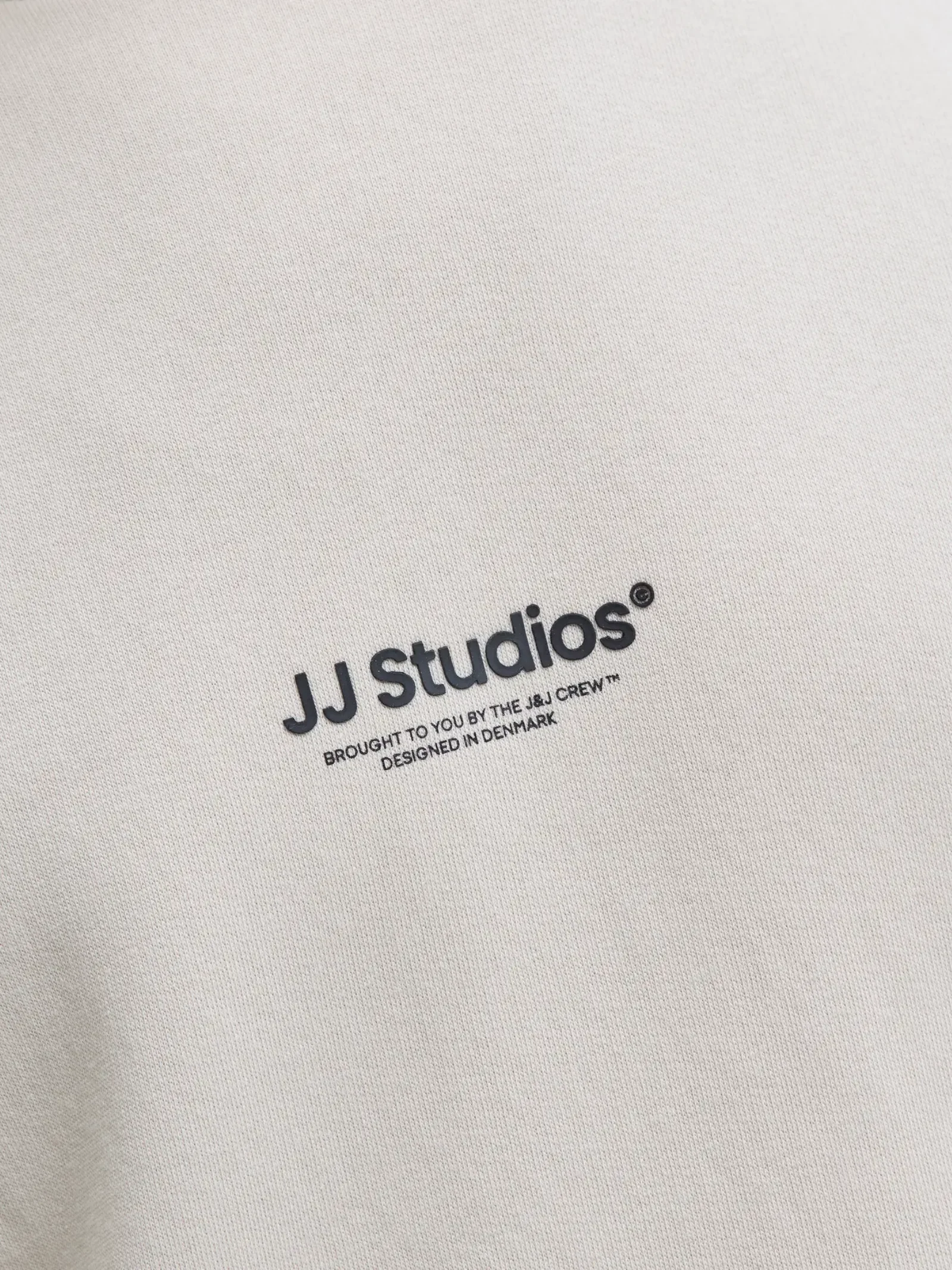 Felpa Jack & Jones panna con stampa a contrasto - Image 4