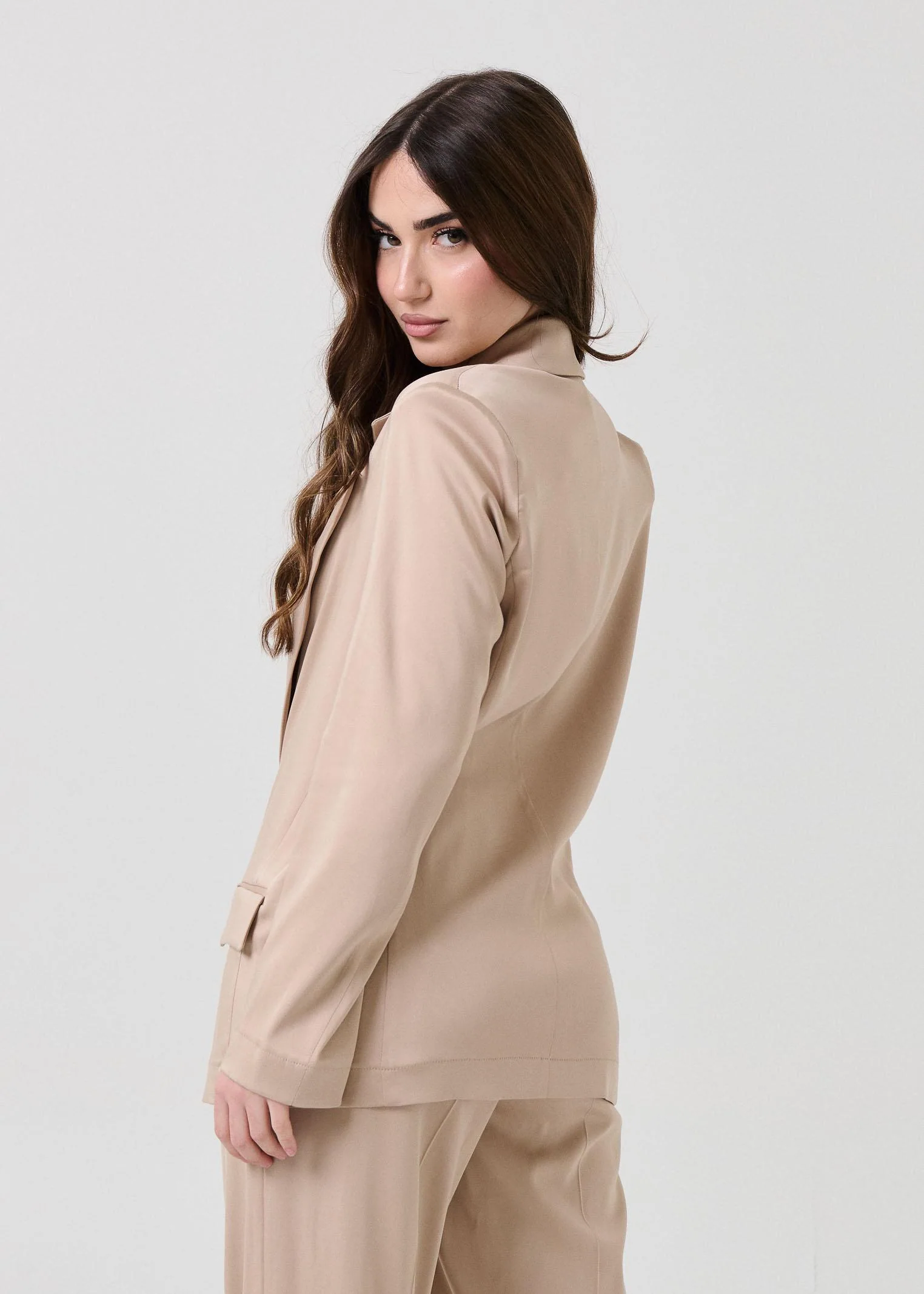 Giacca over Armoire beige monopetto - Image 3