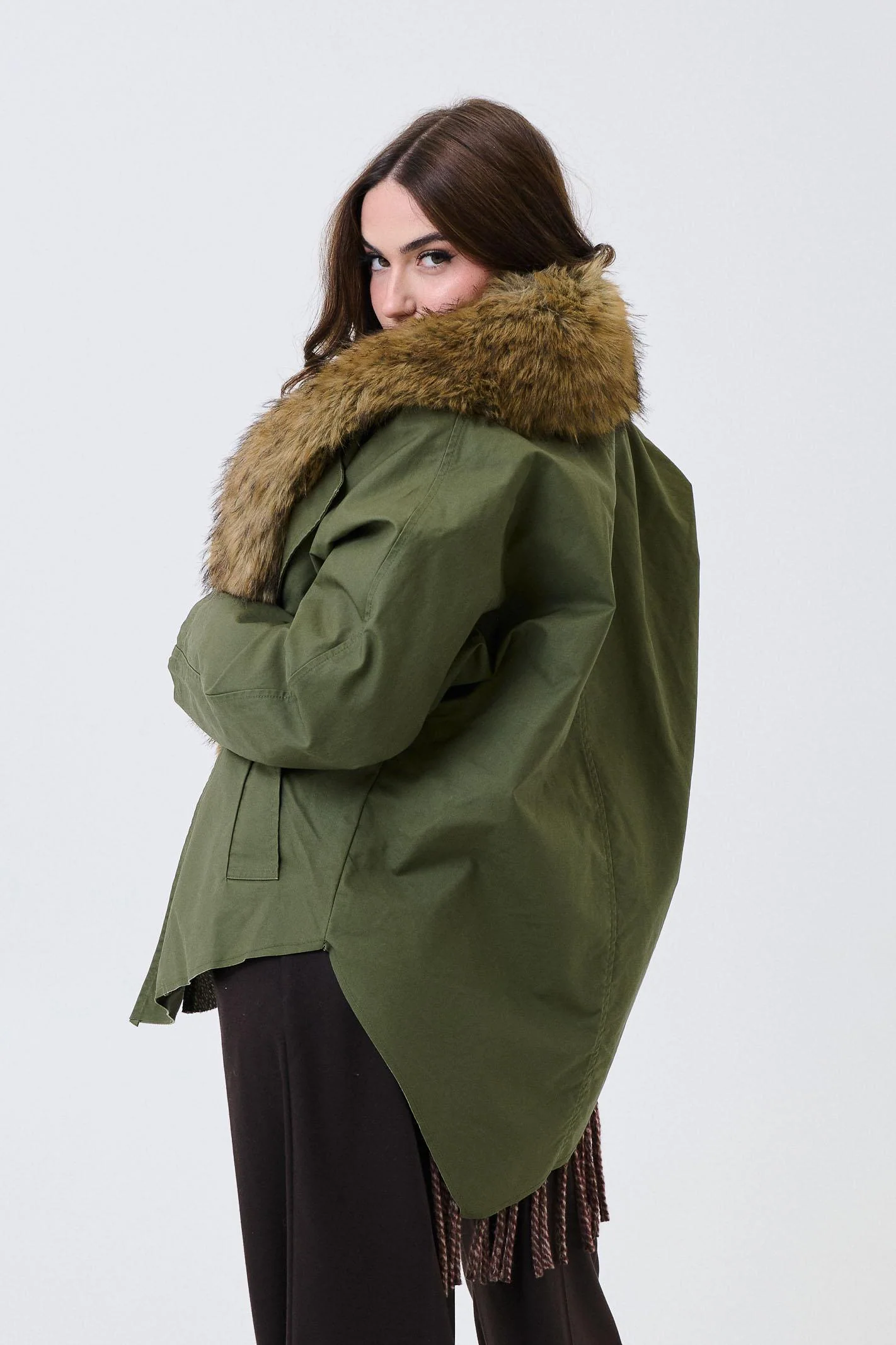 Giubbino Armoire verde militare con ecopelliccia e cardigan removibili - Image 3