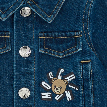 Giubbino di jeans Moschino blu con teddy iconico su taschino - Image 3