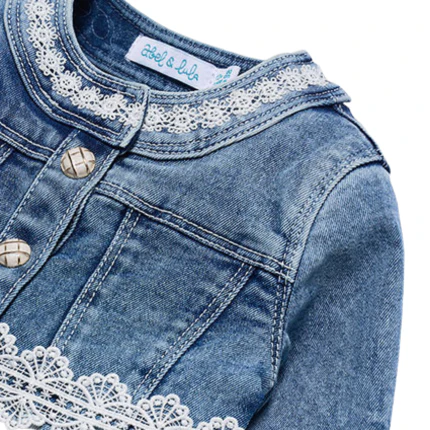 Giubbino in denim Abel & Lula blu con dettagli pizzo - Image 3