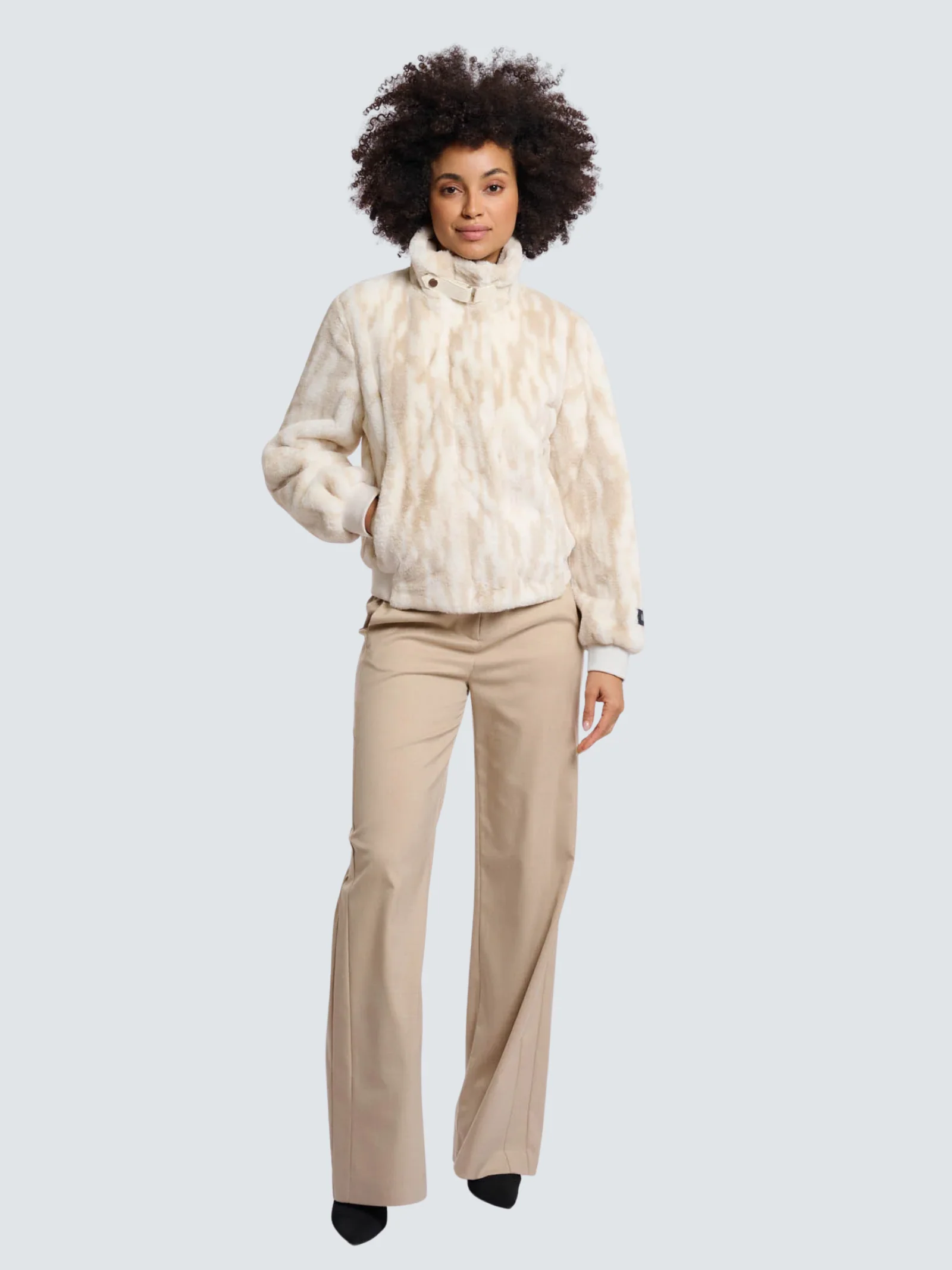 Giubbino in ecopelliccia "Ambra" Rino & Pelle beige - Image 2