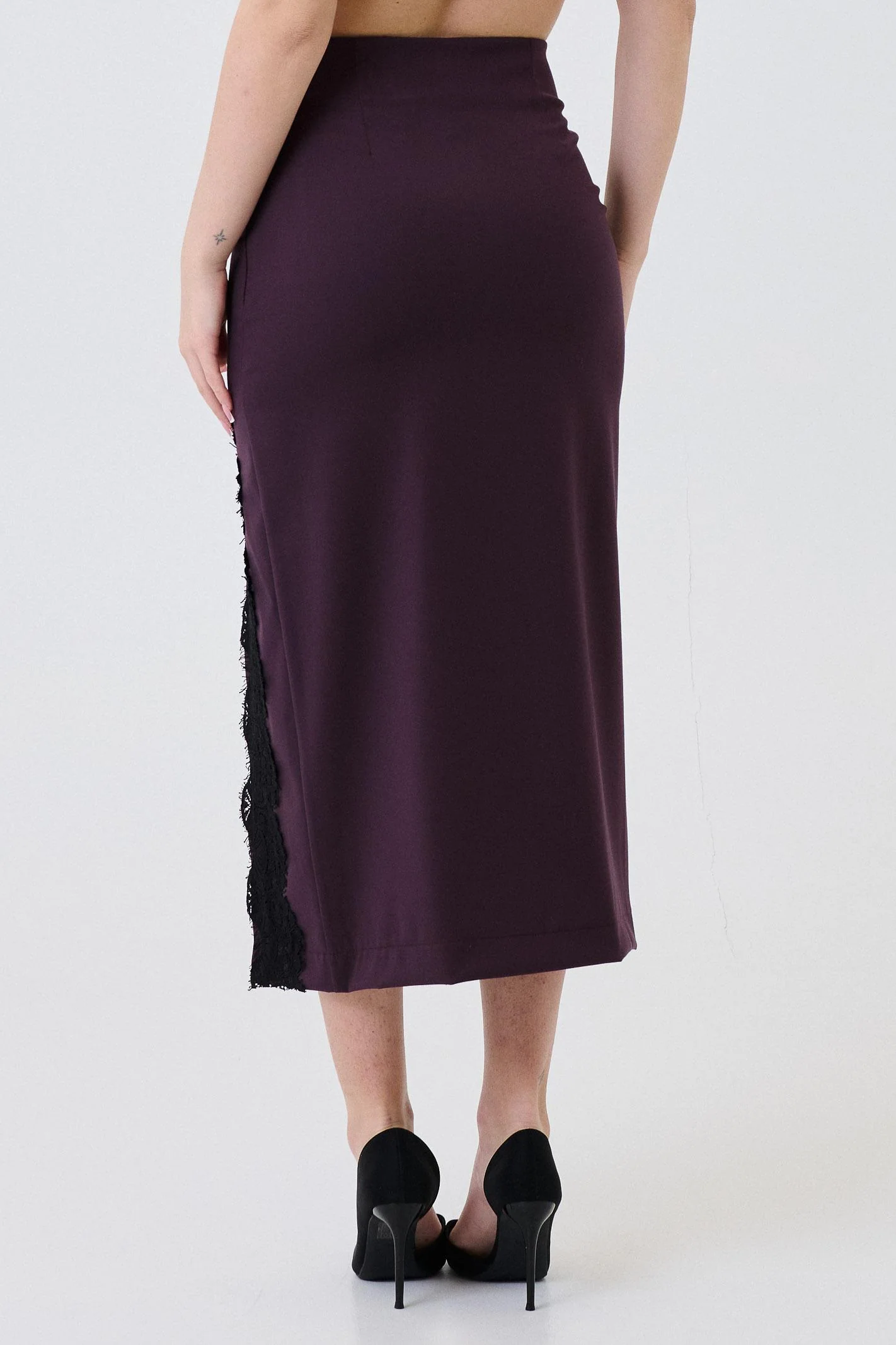 Gonna Armoire bordeaux con inserti in pizzo - Image 3