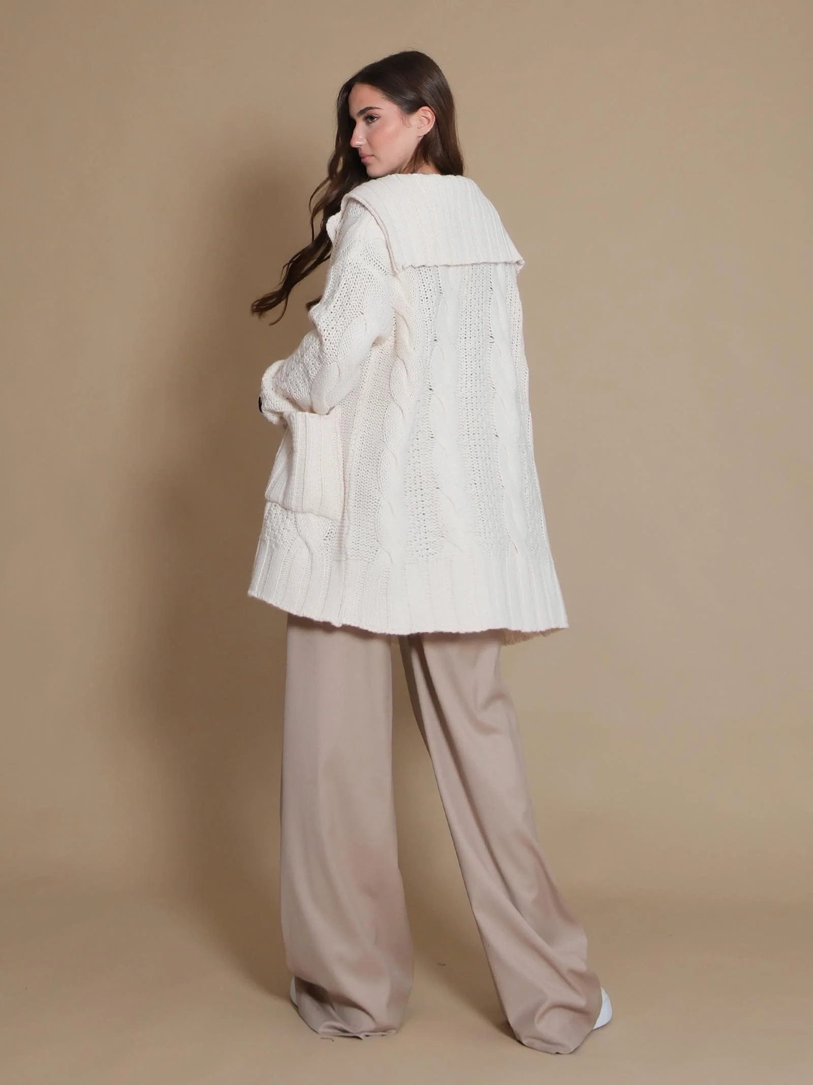 Cardigan Hinnominate con lavorazione a treccia bianco - Image 3