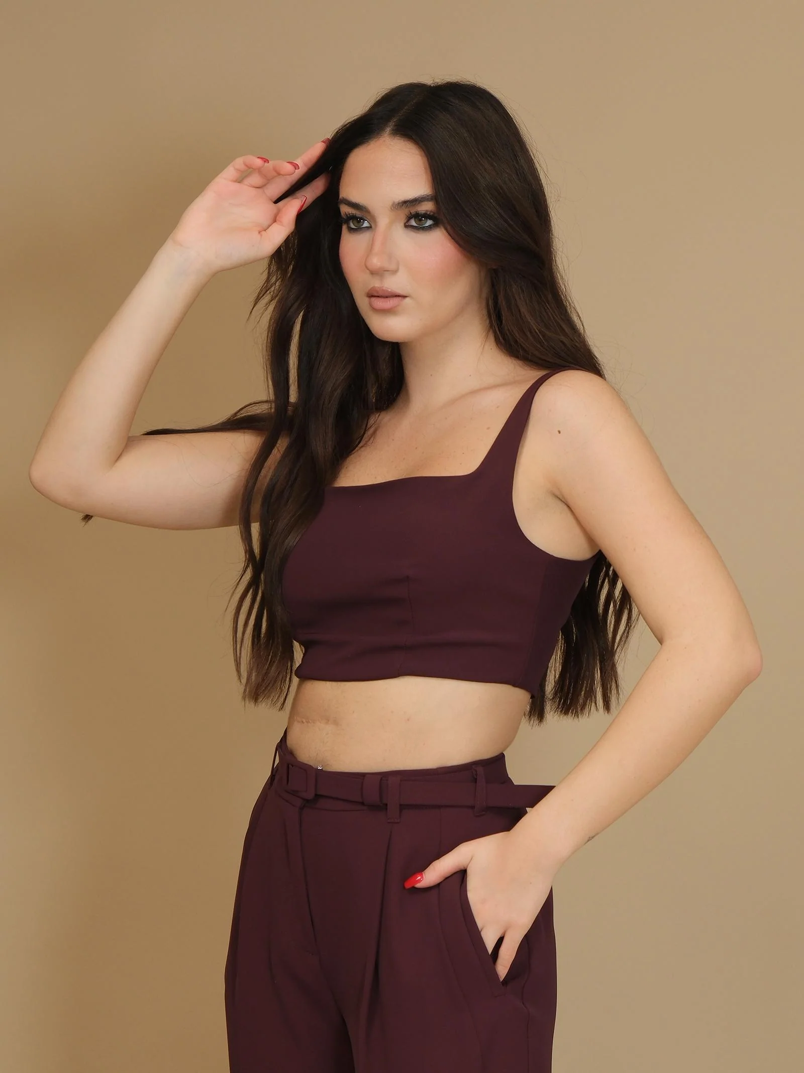 Crop top Imperial melanzana con scollo quadrato e spalline