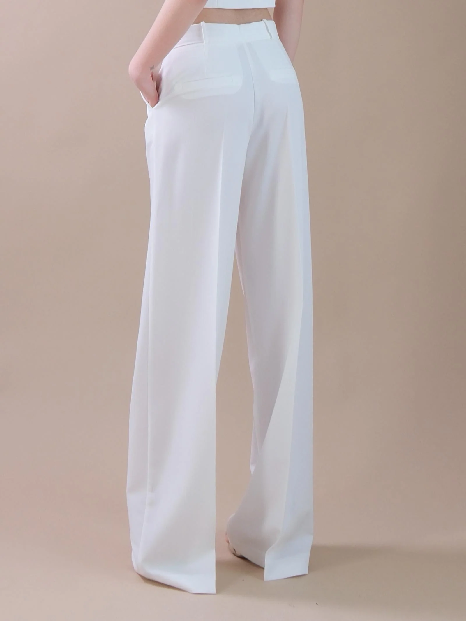 Pantaloni dritti a palazzo bianchi - Image 3