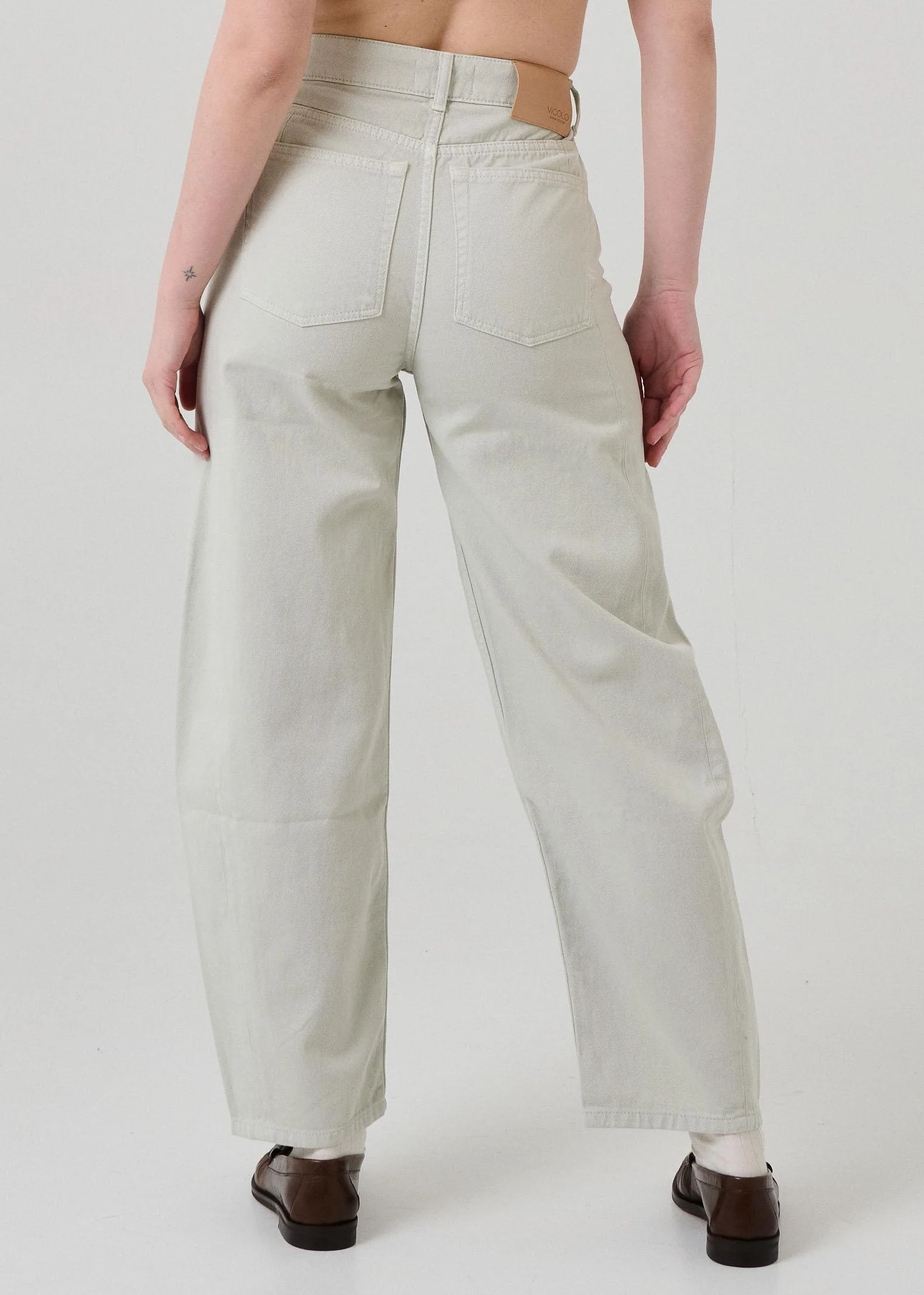 Jeans "Chiara Barrel" Vicolo verde - Image 3