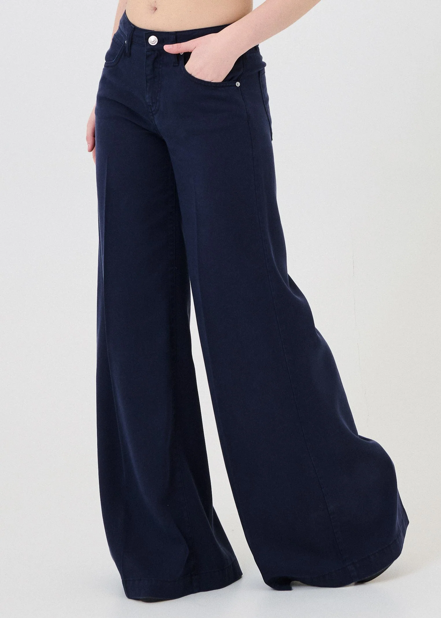Jeans "Madison" Vicolo blu con piega - Image 2