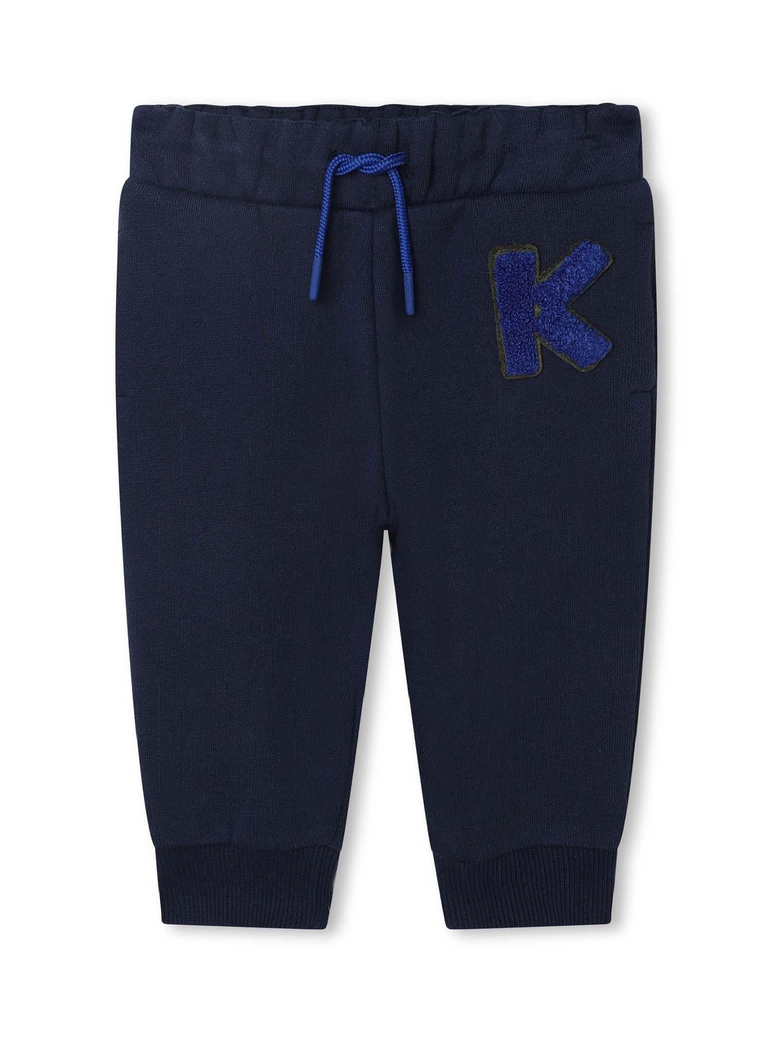 Pantalone di tuta blu con patch