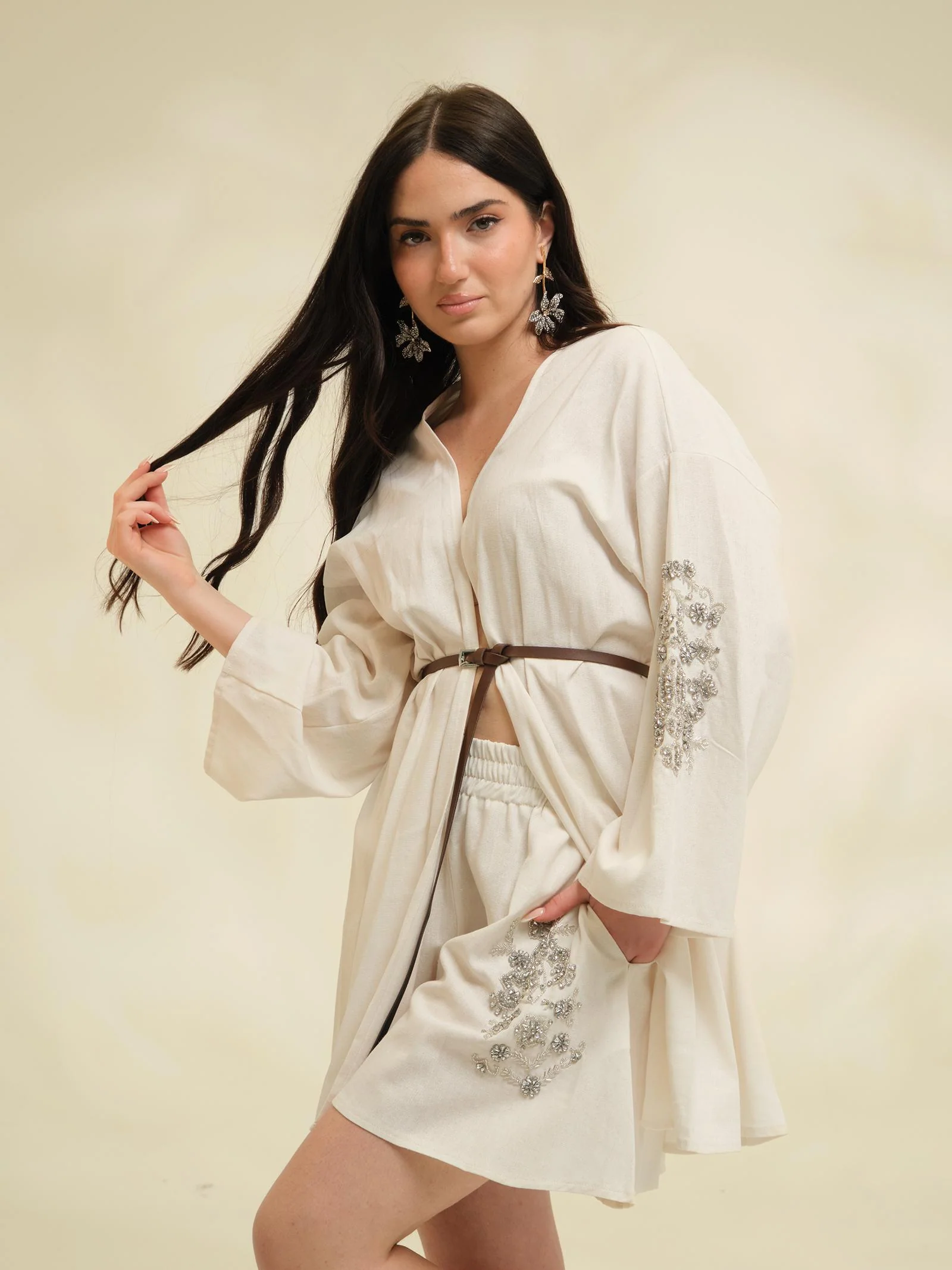 Kimono Haveone burro con applicazioni gioiello - Image 5