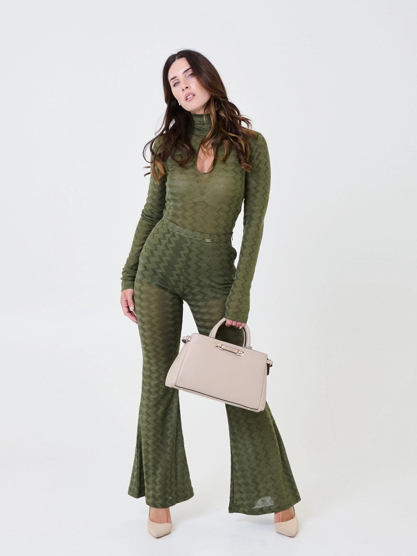 Maglia a collo alto Pho Firenze verde militare con motivo a zig zag - Image 4