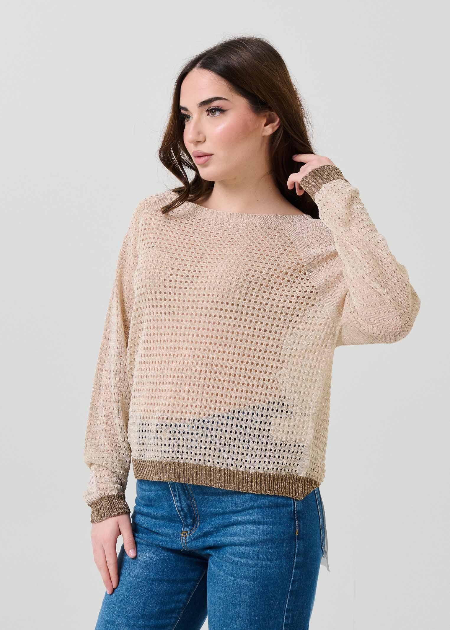 Maglia traforata Armoire oro in filo lurex con scollo a barca - Image 2