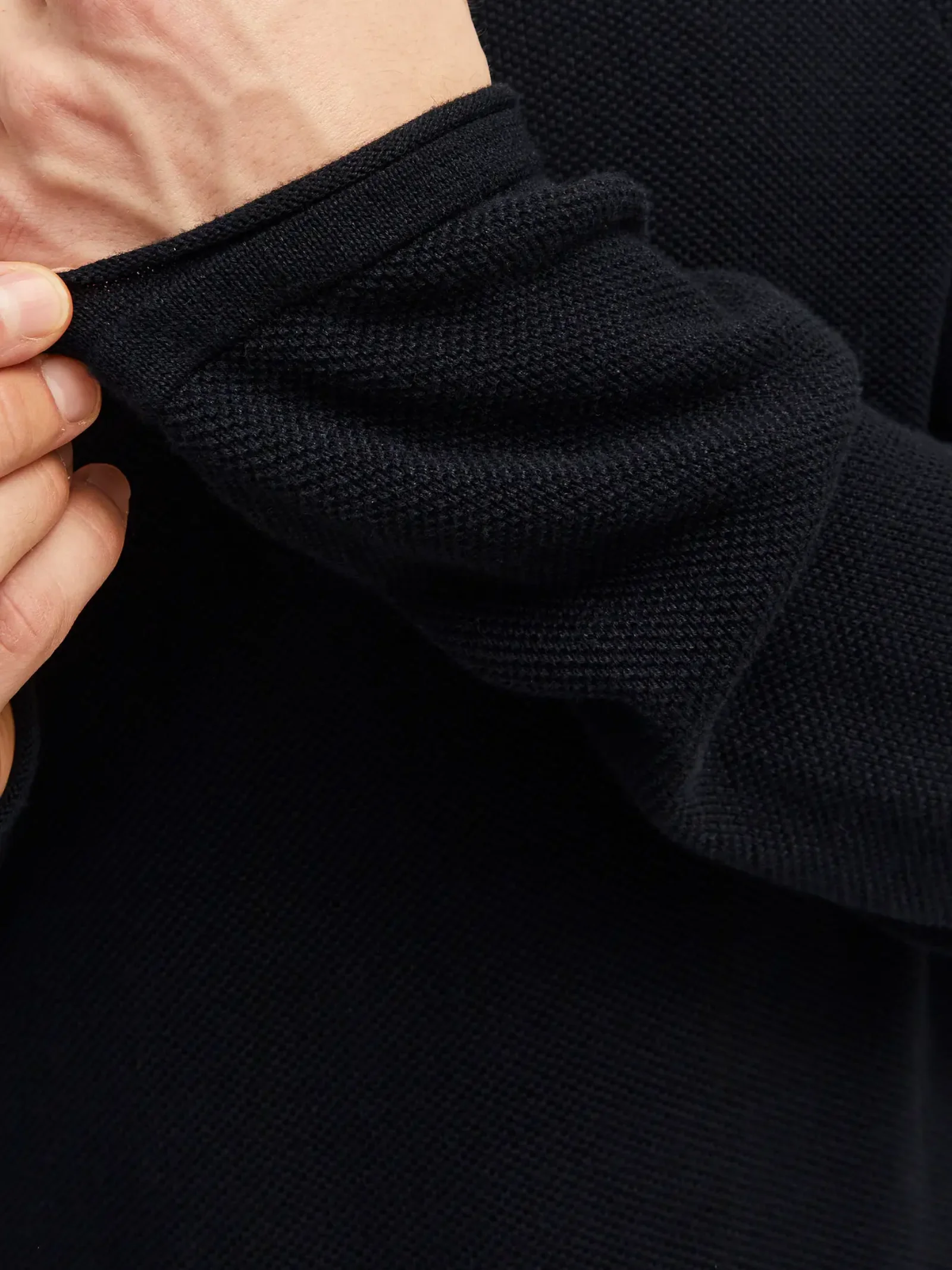 Maglione Jack & Jones nero con patch logo - Image 3