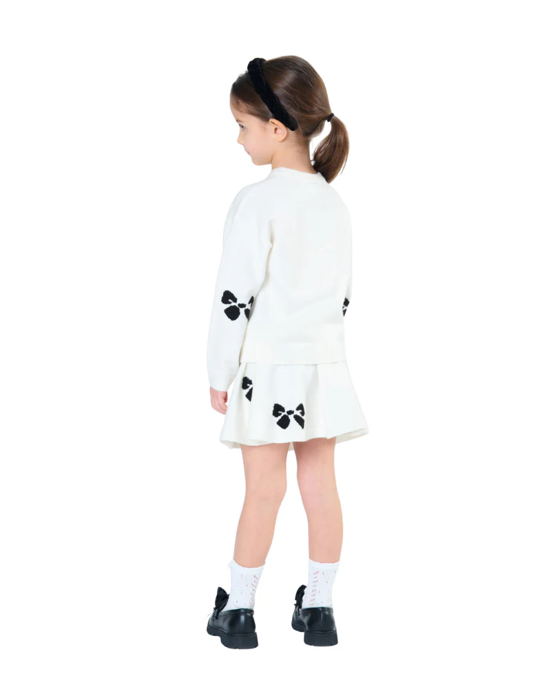 Maglione Tobetoo bianco con fiocchi all over neri - Image 3