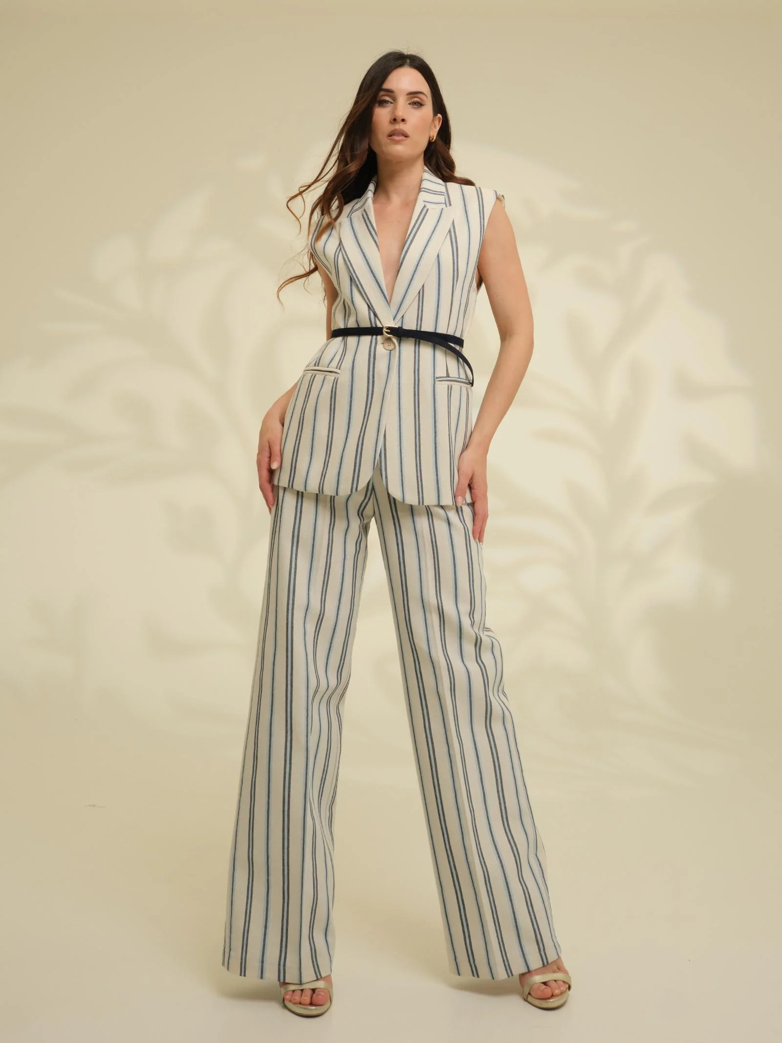 Pantalone a gamba ampia Imperial beige a righe blu - Image 4
