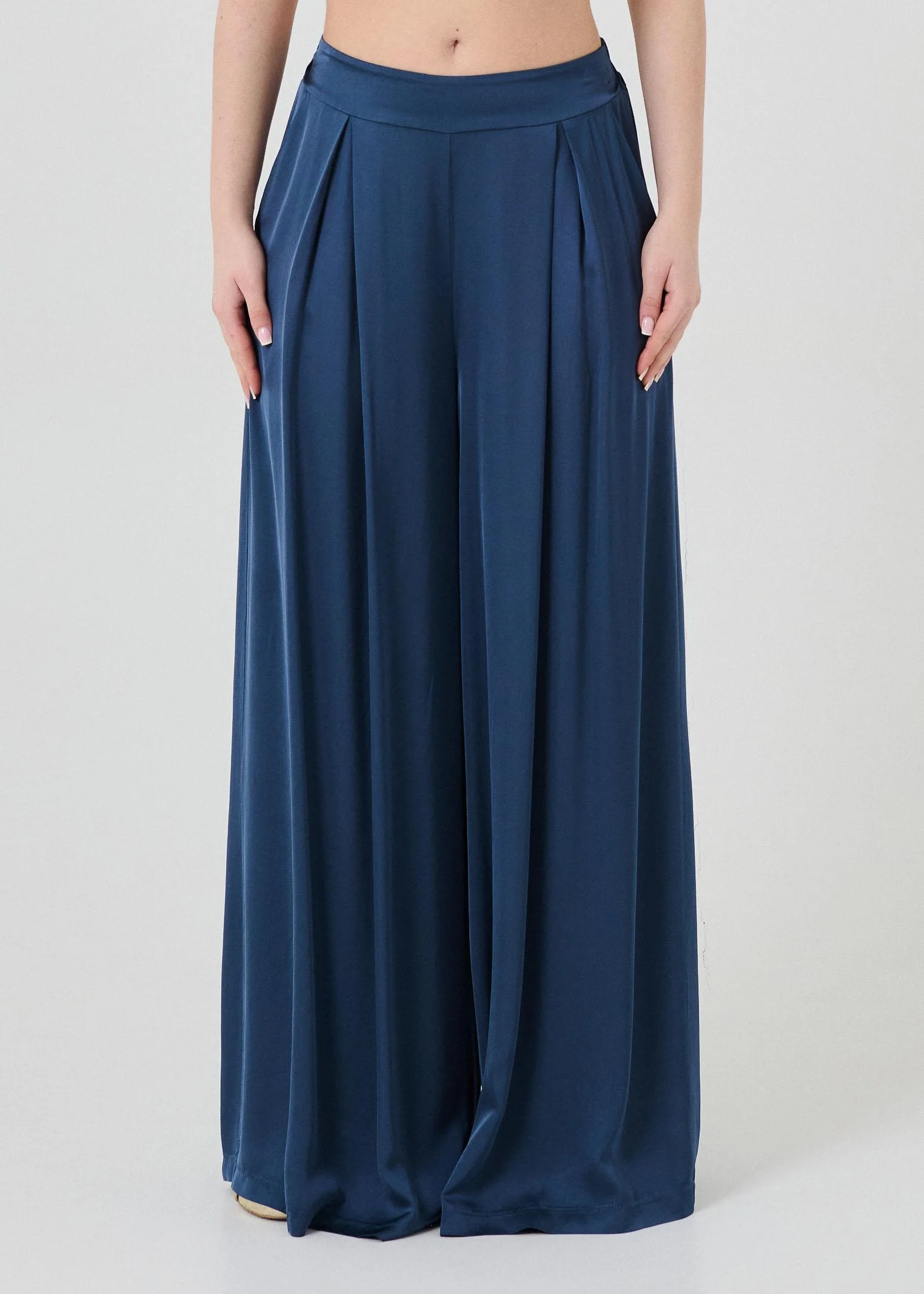 Pantalone a palazzo Armoire blu denim con pinces