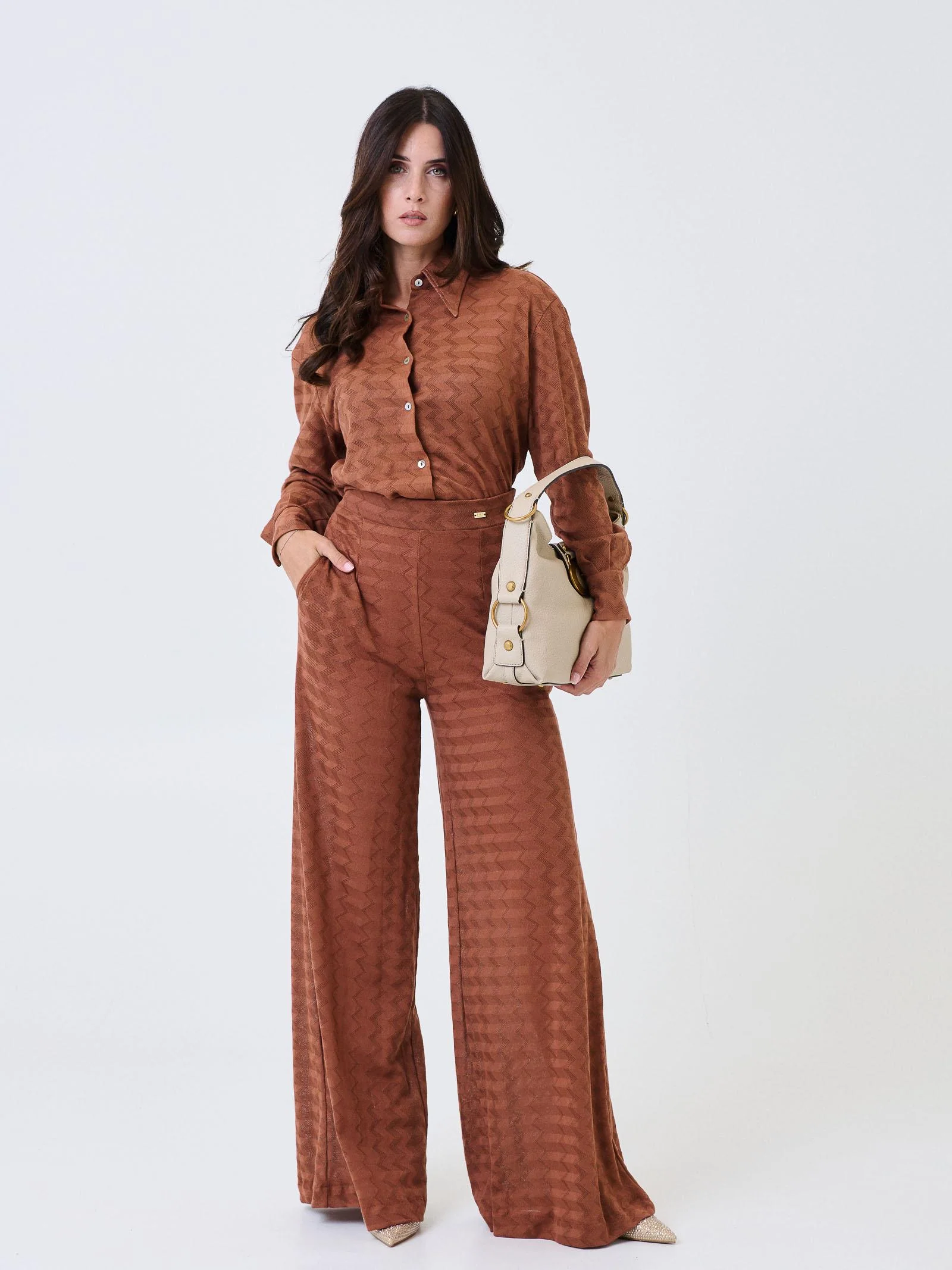 Pantalone a palazzo Pho Firenze ruggine in jacquard zig-zag - Image 4