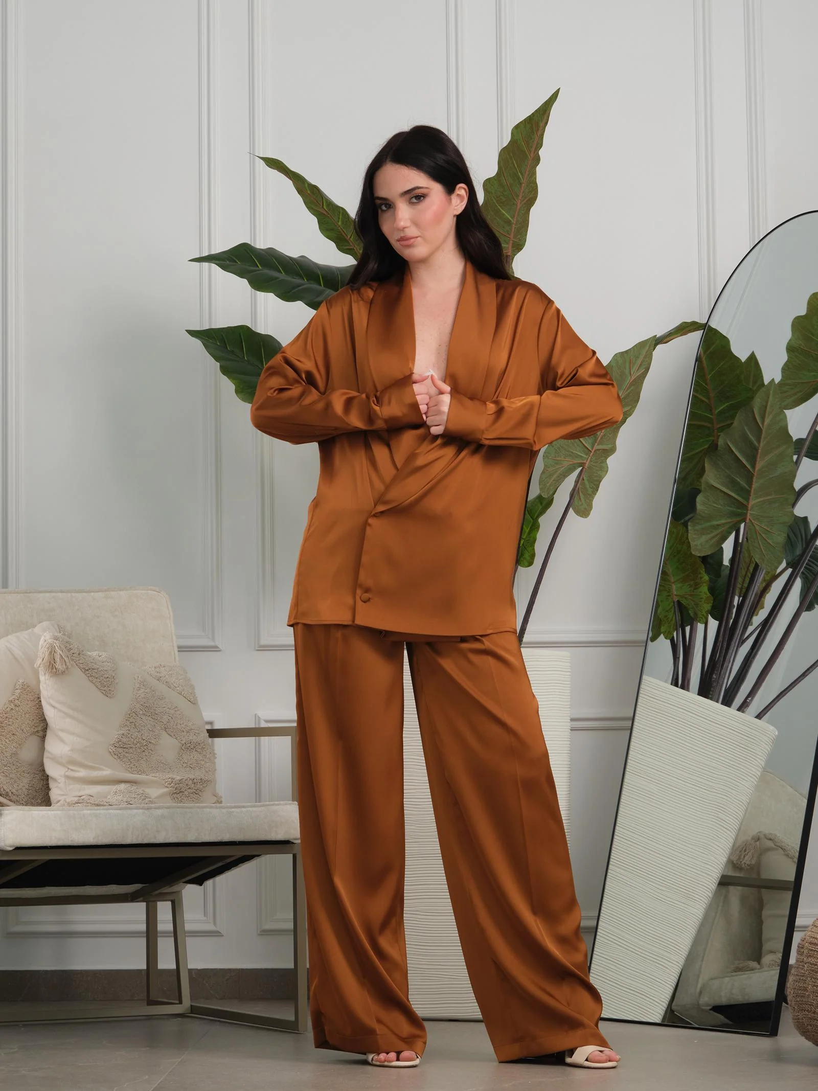 Pantalone a palazzo Silence Limited bronzo satinato - Image 4