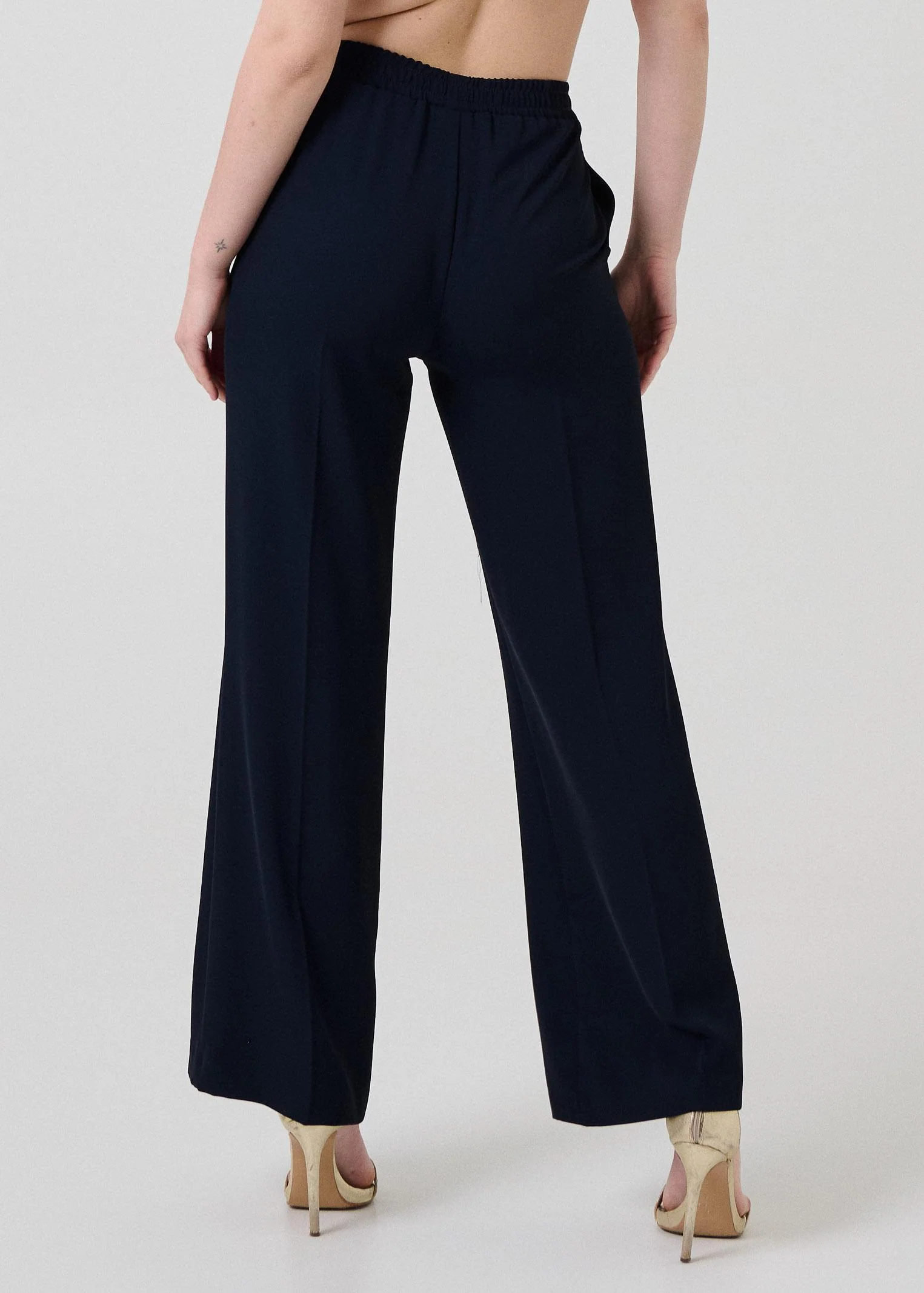 Pantalone Armoire blu elasticizzato in vita - Image 3